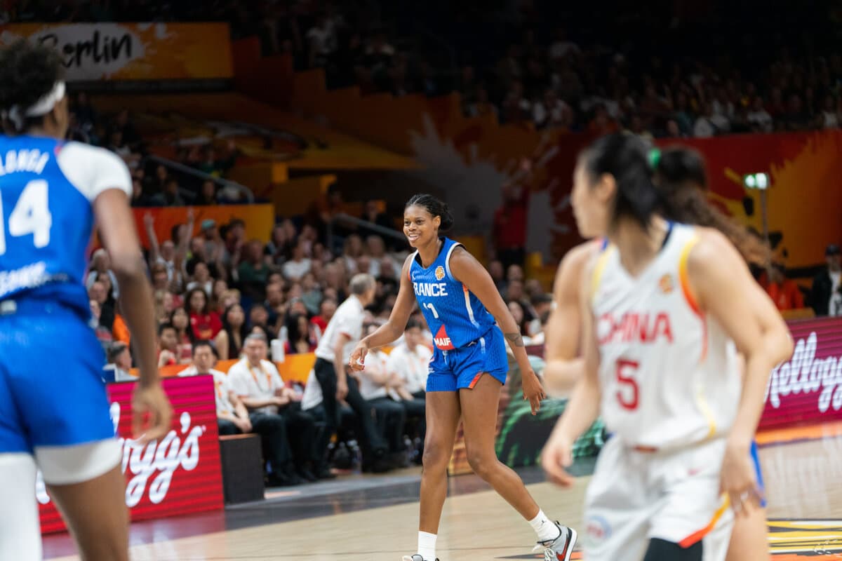 Valériane Ayayi (France (F)) face à Chine (F), Coupe du Monde Féminine, 10 septembre 2026