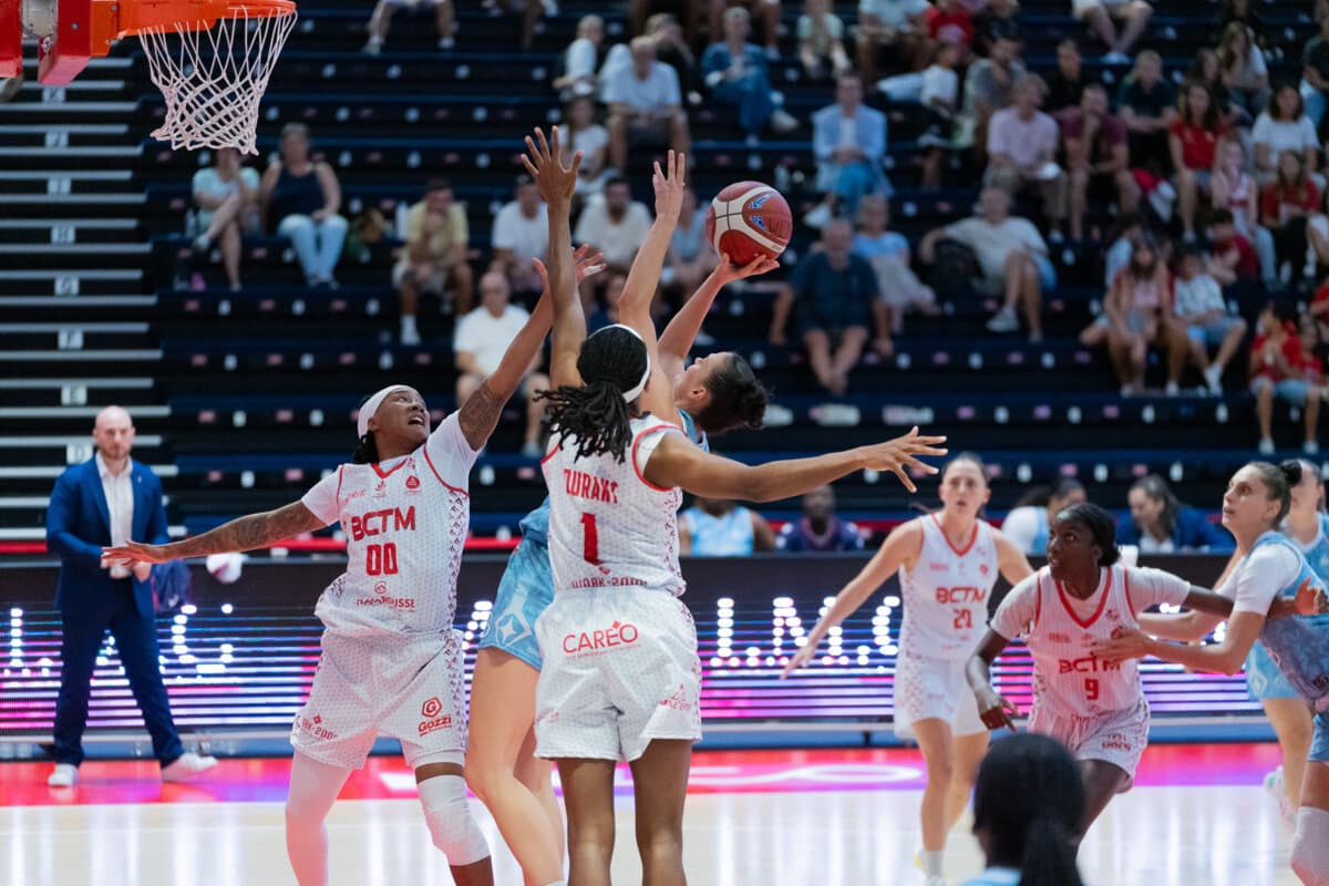 Clarisse Legrand (Chartres Féminin) face à La Tronche Meylan, La Boulangère Wonderligue, 27 septembre 2026