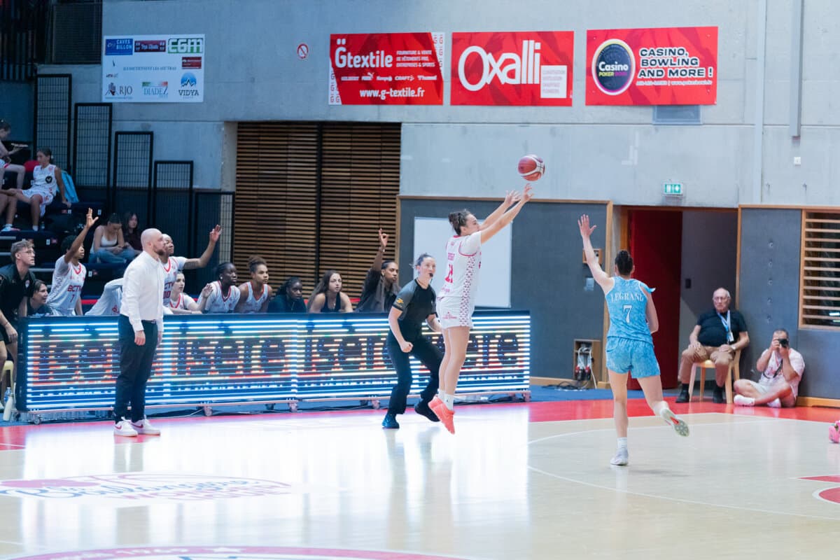 Nathalie Desset (La Tronche Meylan) face à Chartres Féminin, La Boulangère Wonderligue, 27 septembre 2026