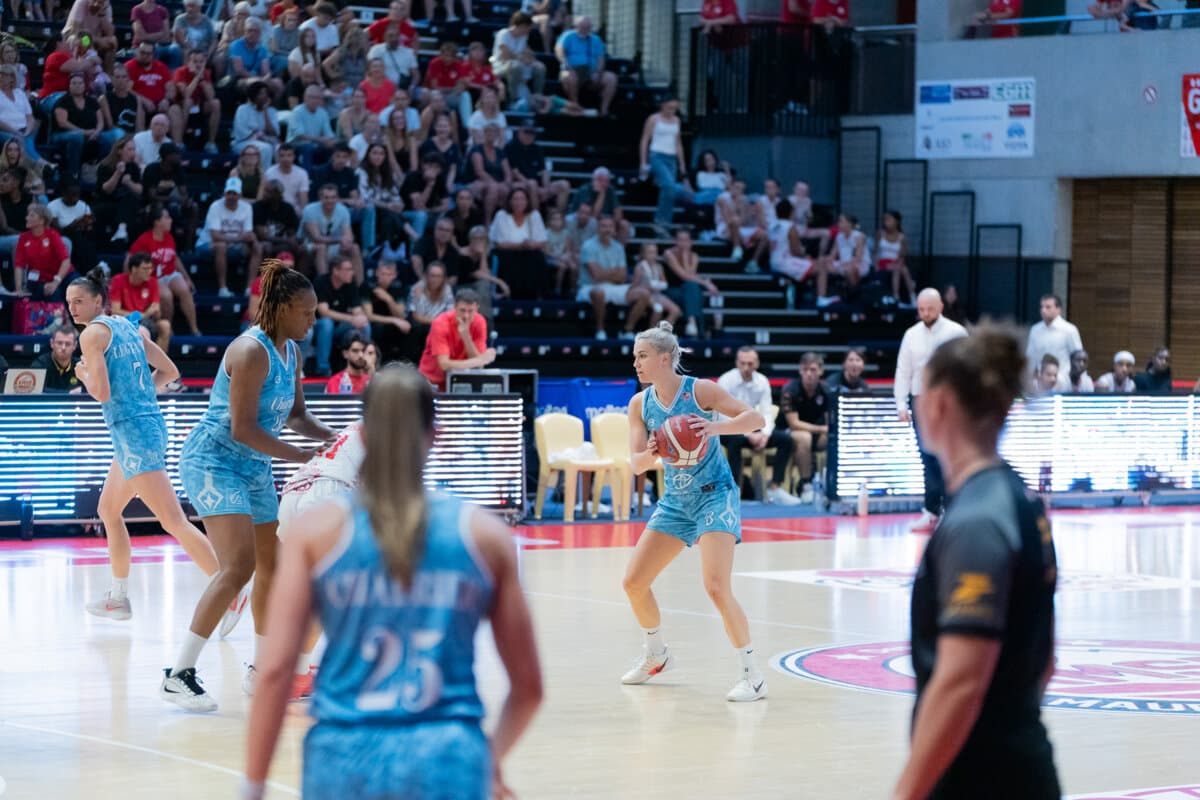 Yvanna Enjolvy (Chartres Féminin) face à La Tronche Meylan, La Boulangère Wonderligue, 27 septembre 2026