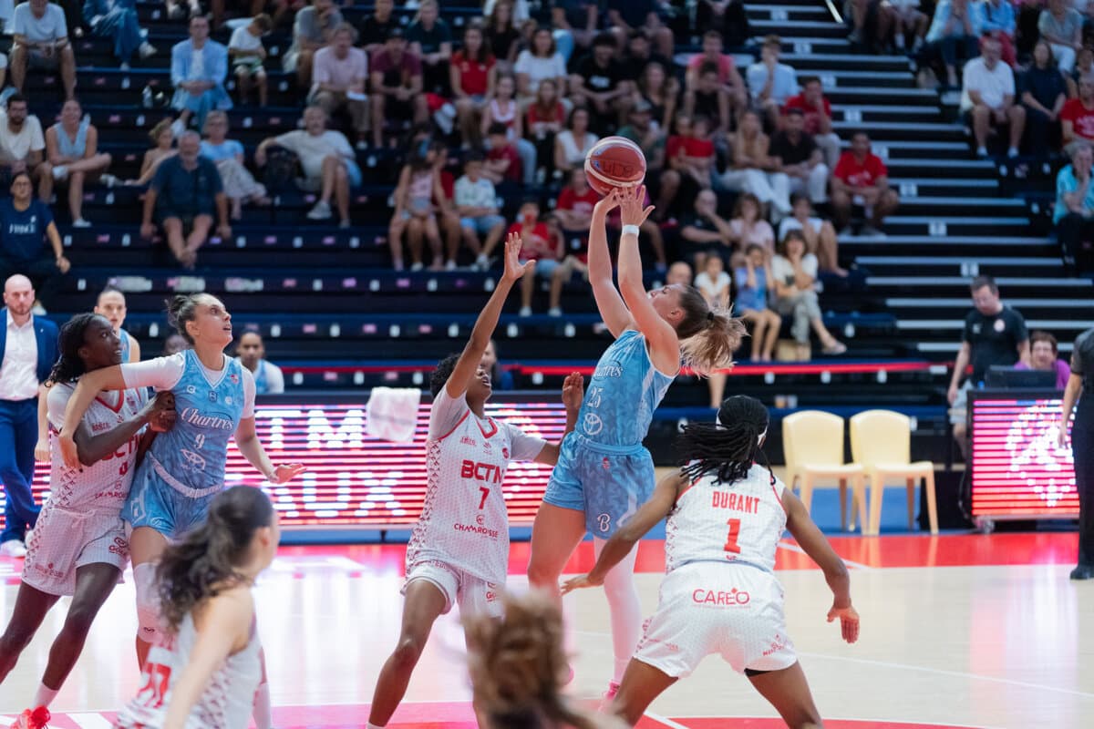 Coralie Chabrier (Chartres Féminin) face à La Tronche Meylan, La Boulangère Wonderligue, 27 septembre 2026