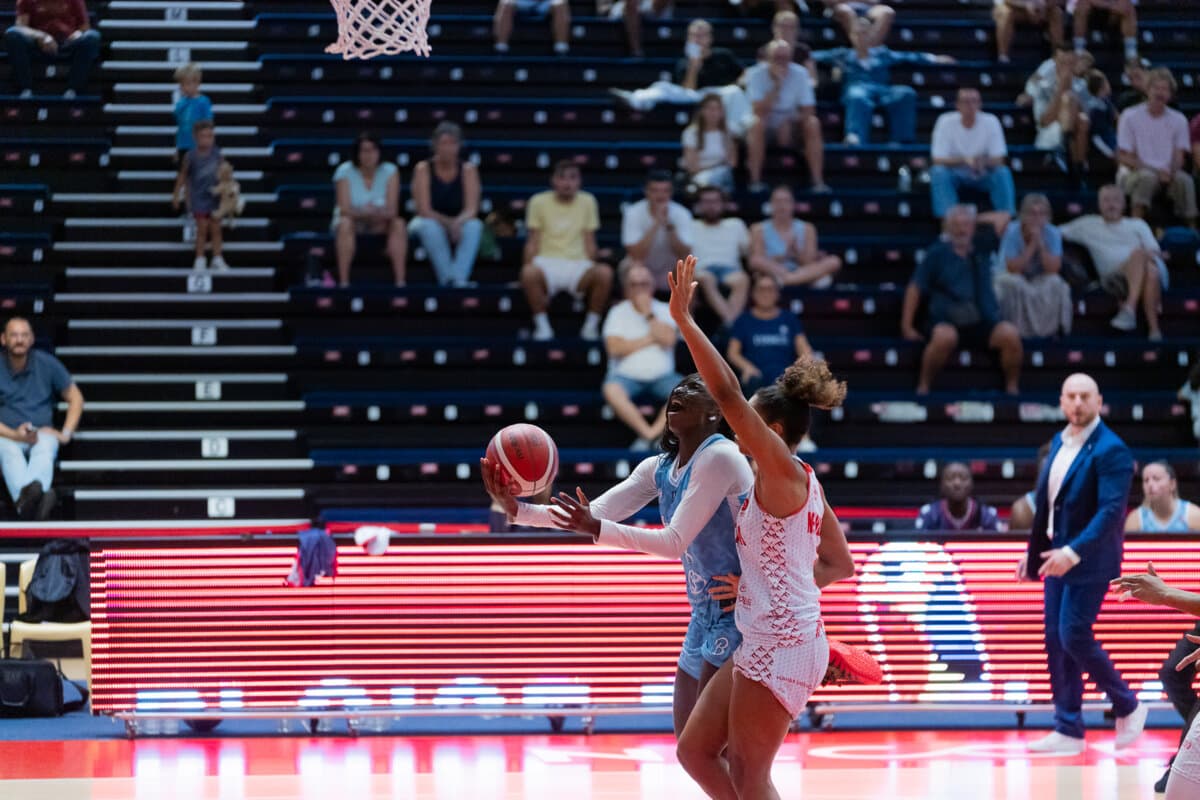 Jessica Mavambou (Chartres Féminin) face à La Tronche Meylan, La Boulangère Wonderligue, 27 septembre 2026