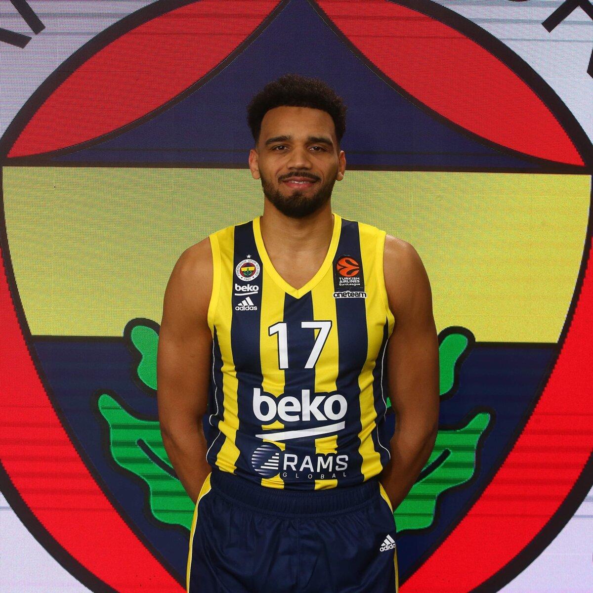 « Une grande fierté » pour Amine Noua, recruté par le Fenerbahçe Istanbul