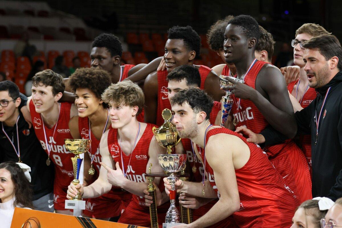 « On a fait quelque chose de très grand » : la JL Bourg, premier vainqueur français du Cholet Mondial Basketball depuis 2013