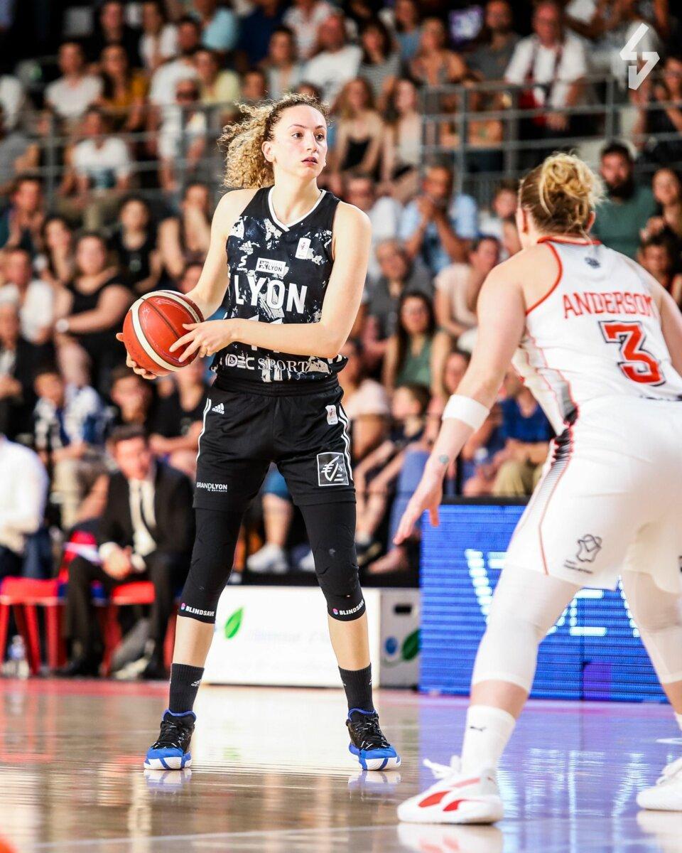 L&rsquo;ASVEL Féminin valide sa place en finale, Basket Landes reste en vie