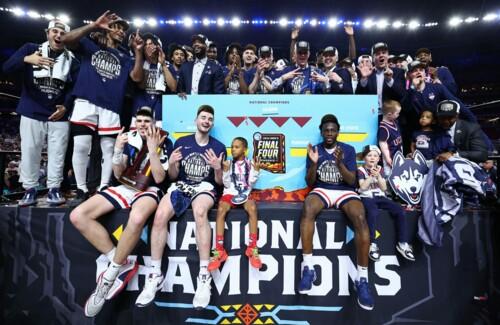 UConn conserve son titre de champion NCAA