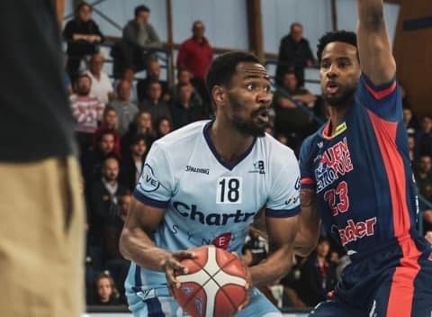 Omari Gudul file à Rueil