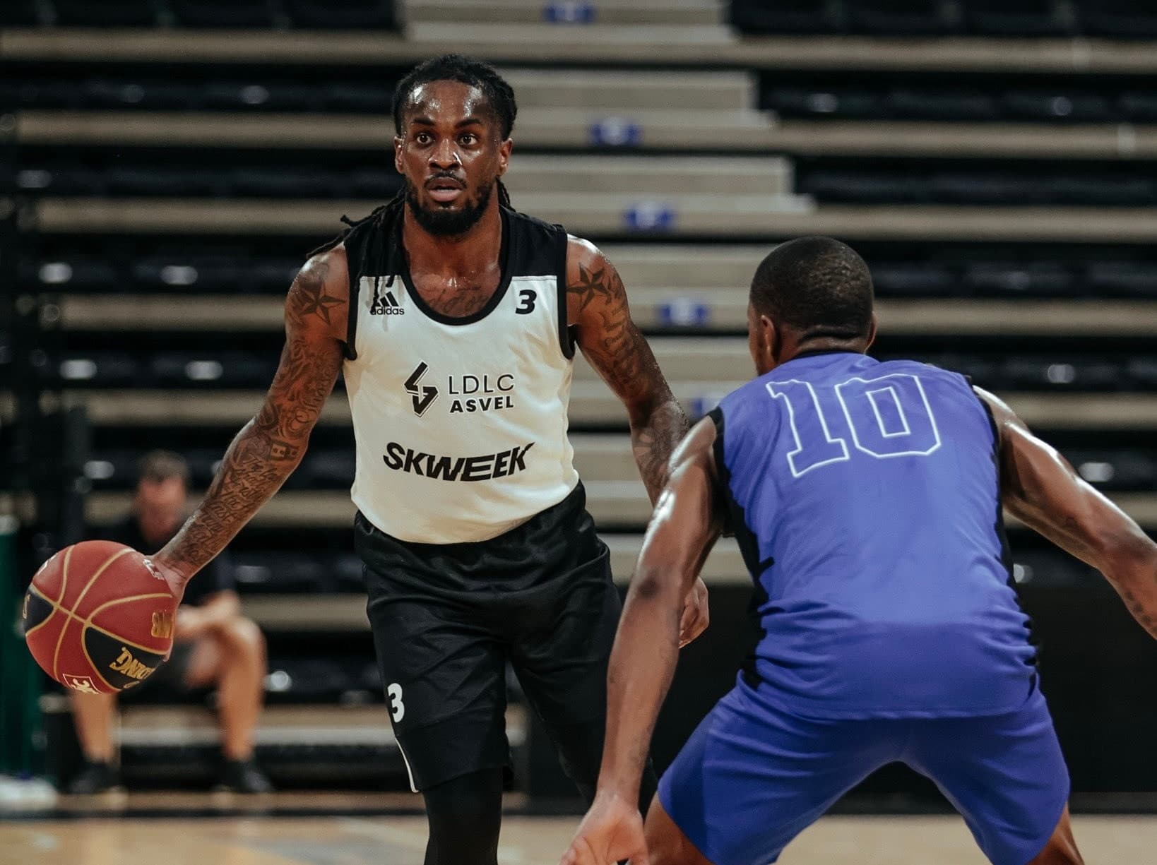 L’ASVEL rebondit face à Fribourg