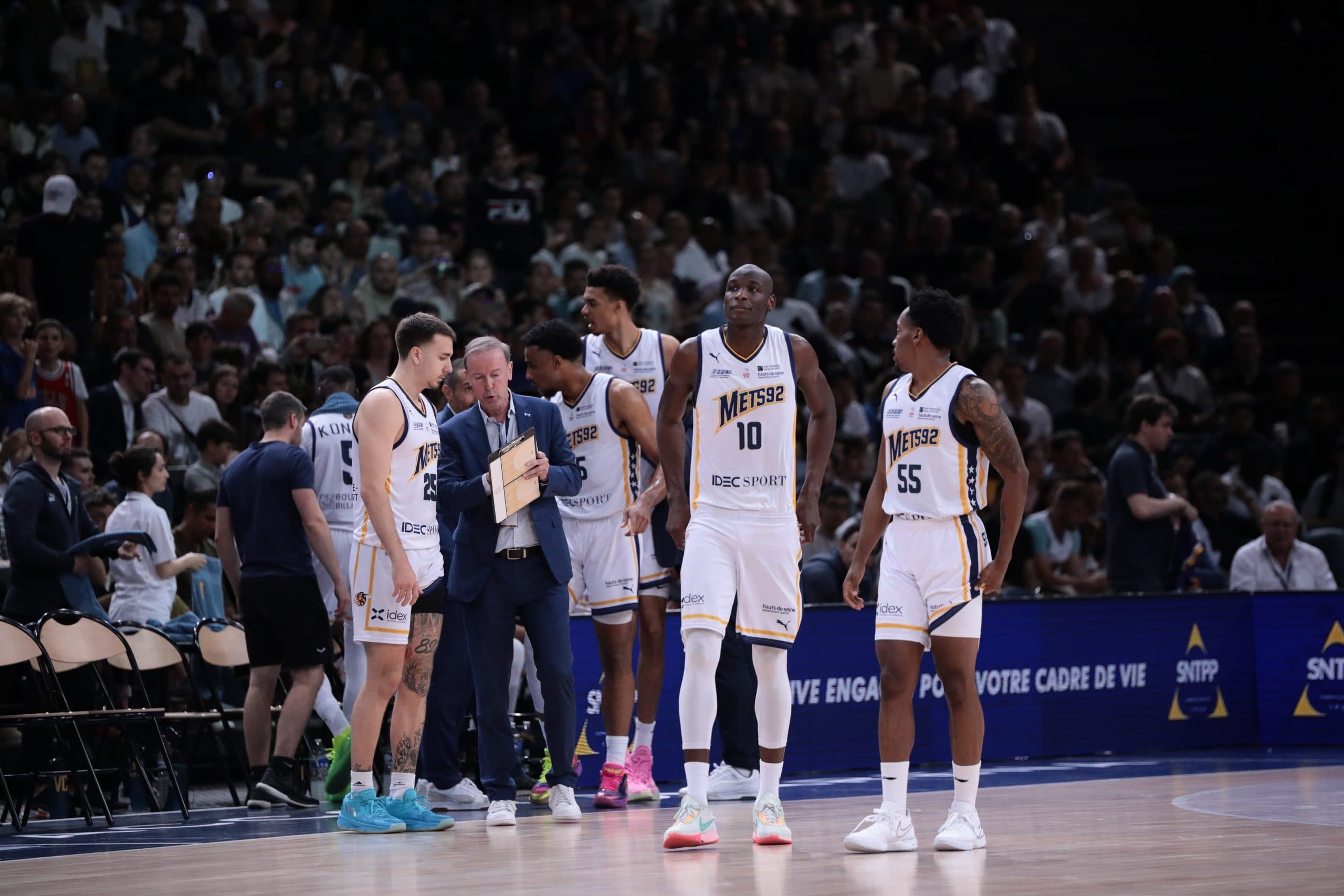La finale, « un grand bonheur » pour les Metropolitans 92 de Vincent Collet