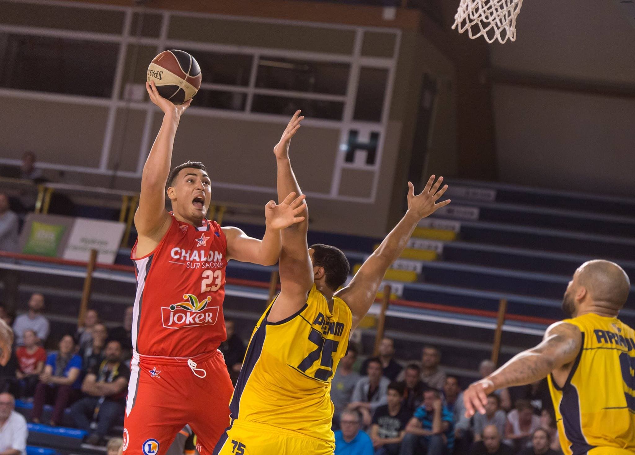 Khalid Boukichou va s’engager avec le SLUC Nancy