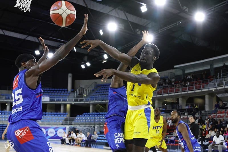 Les matchs Berck – Hyères-Toulon et Les Sables d’Olonne – Pont-de-Chéruy reportés