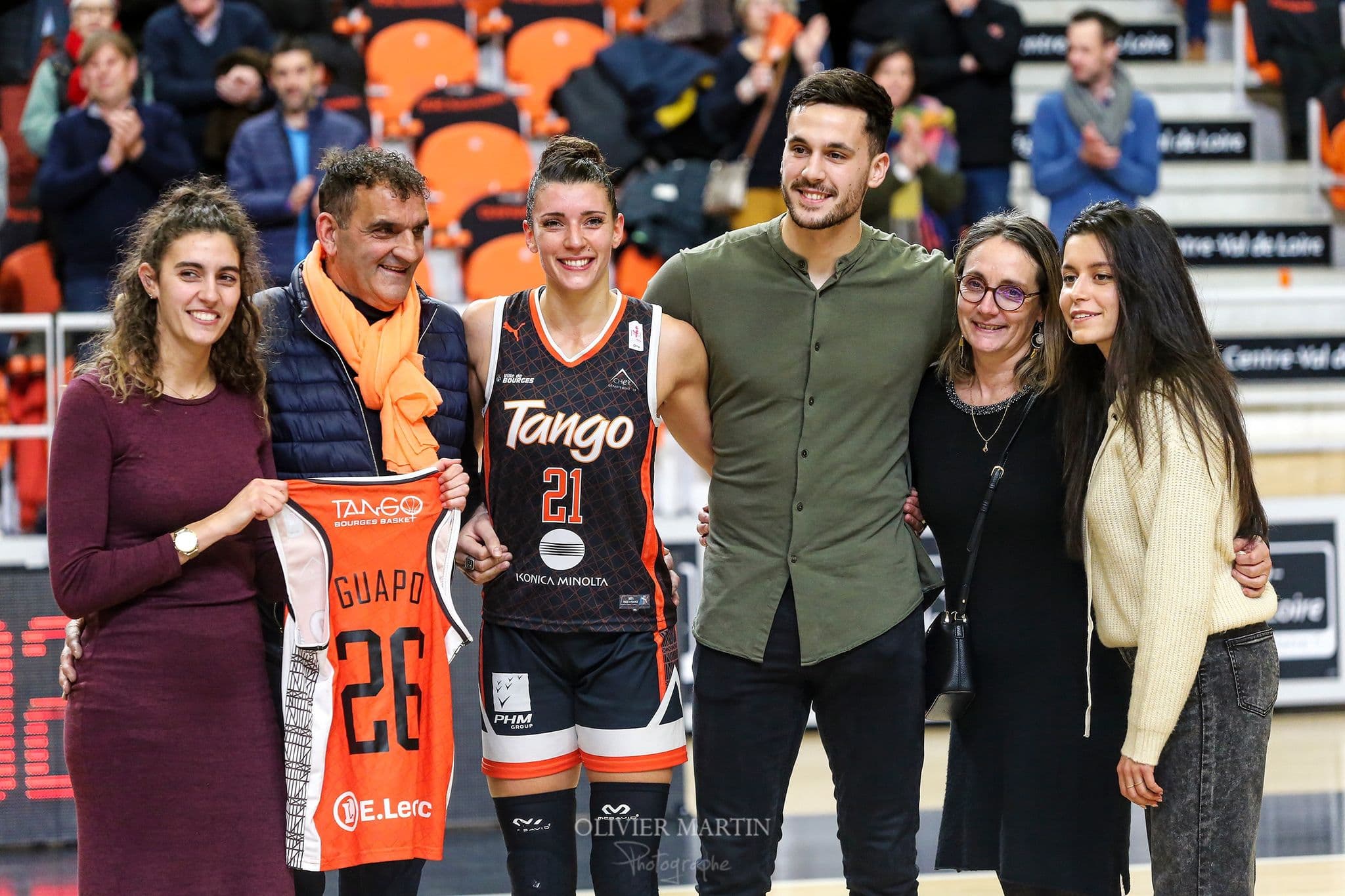 Bourges bat La Roche Vendée, Laëtitia Guapo prolonge jusqu’en 2026