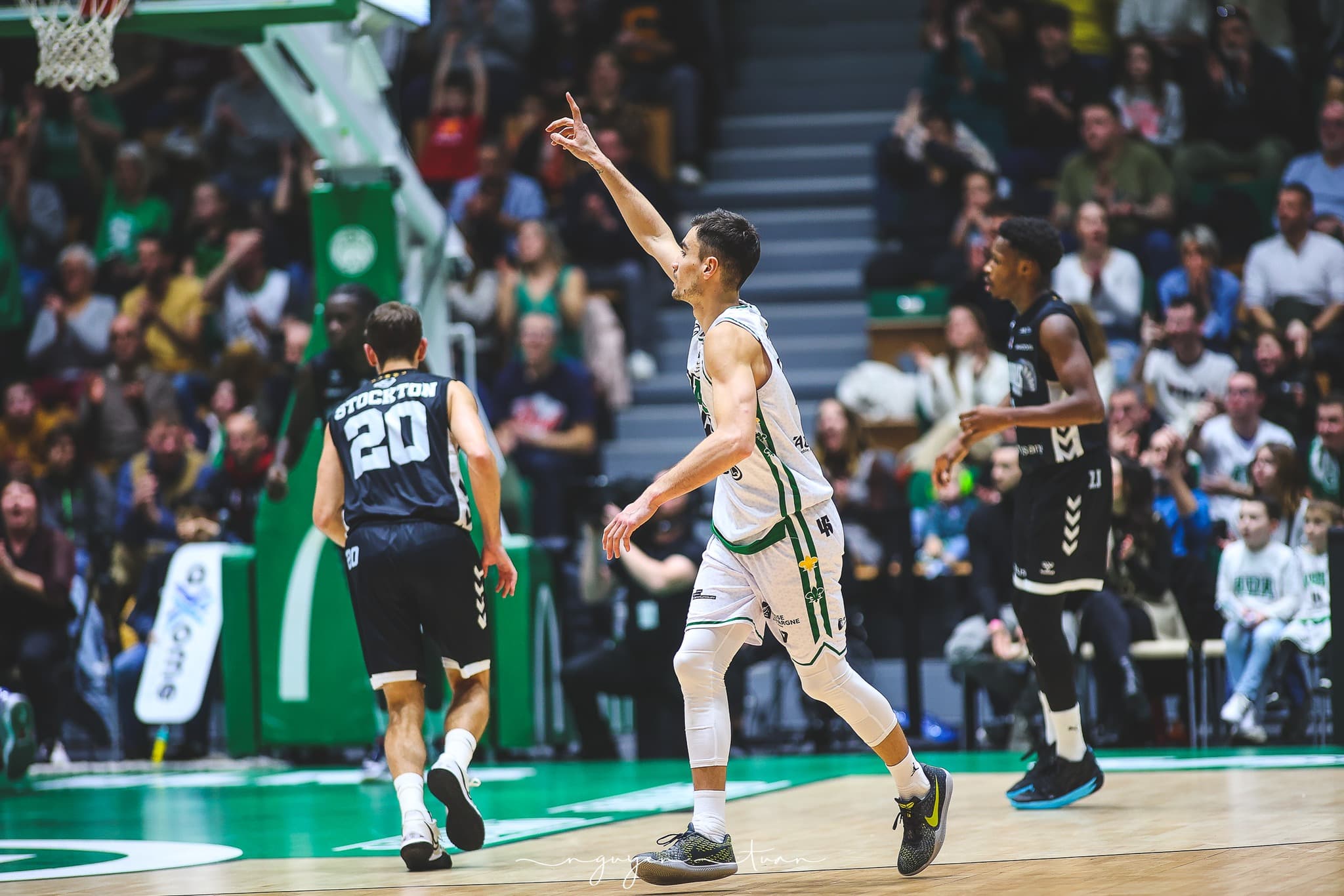 L’exploit rare de Thomas Cornely (Blois) : deux tirs au buzzer dans le même match !