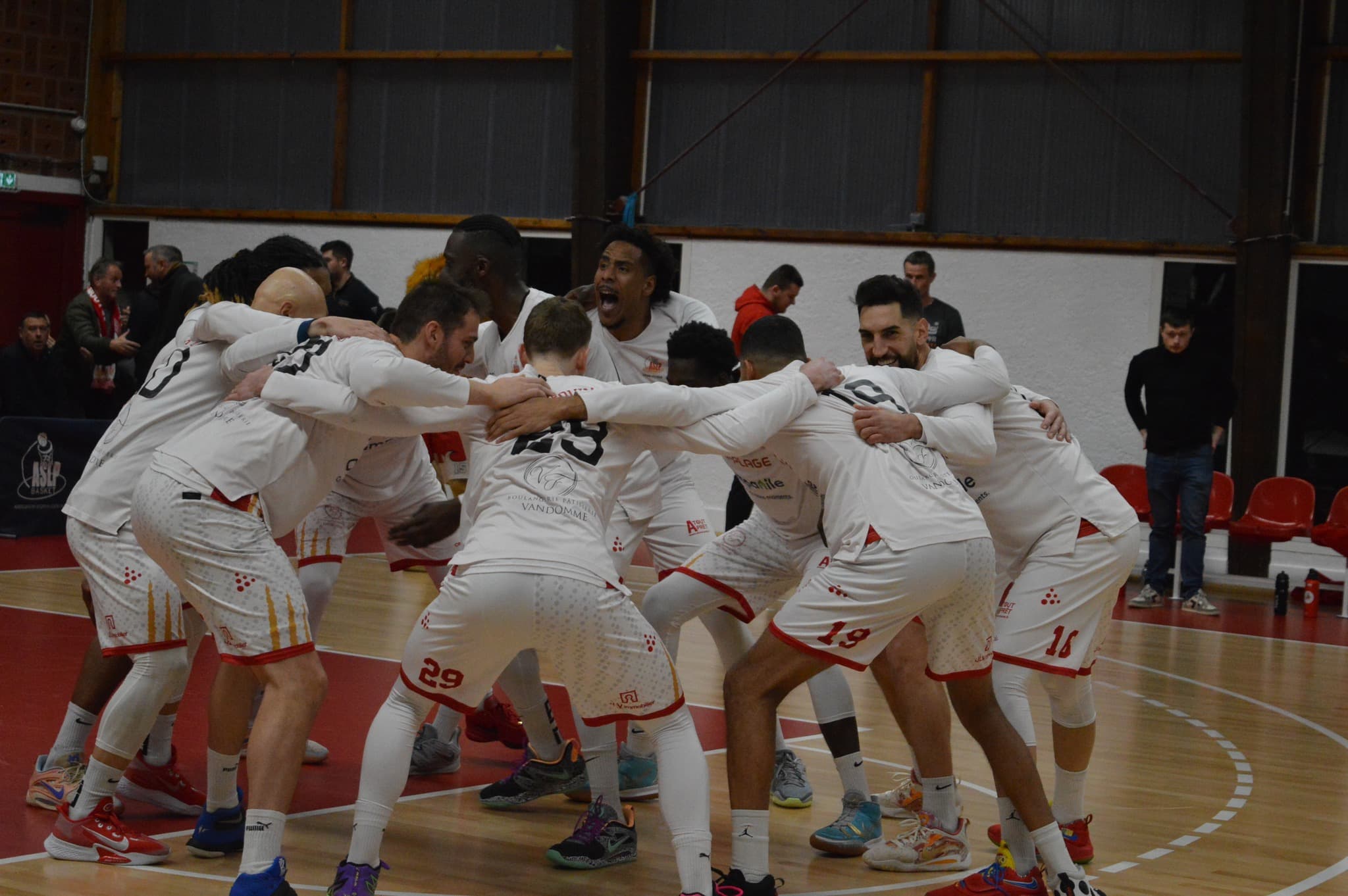 Loon-Plage : Un an de plus pour Wolicki mais pas de montée en Pro B