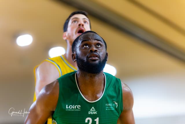 Après le départ de Cédric Andre, le SOM Boulogne jette son dévolu sur Franck Yangue