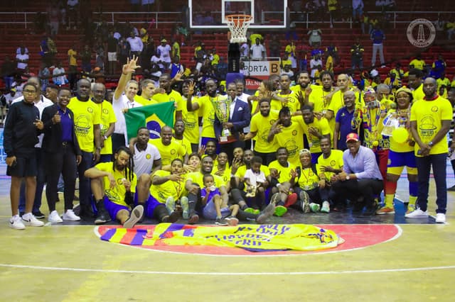 Souleyman Diabaté champion d’Angola