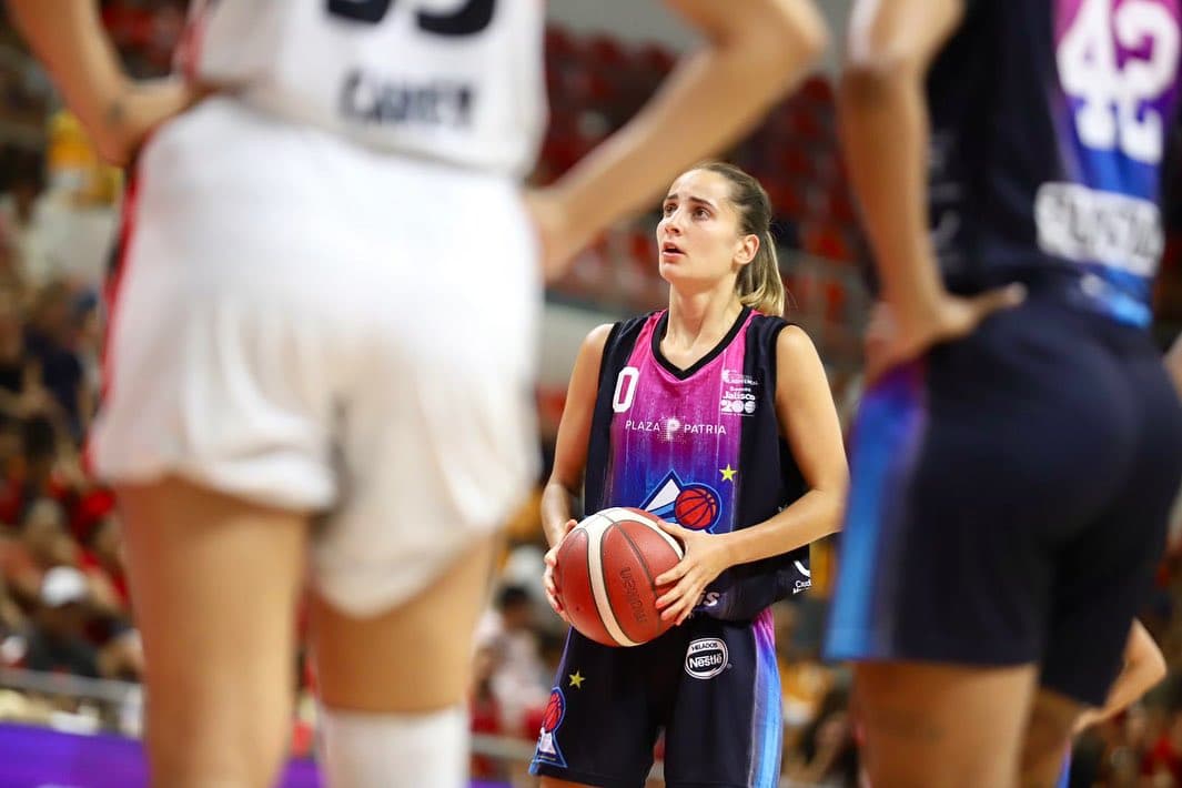 Lisa Berkani, l’été au Mexique