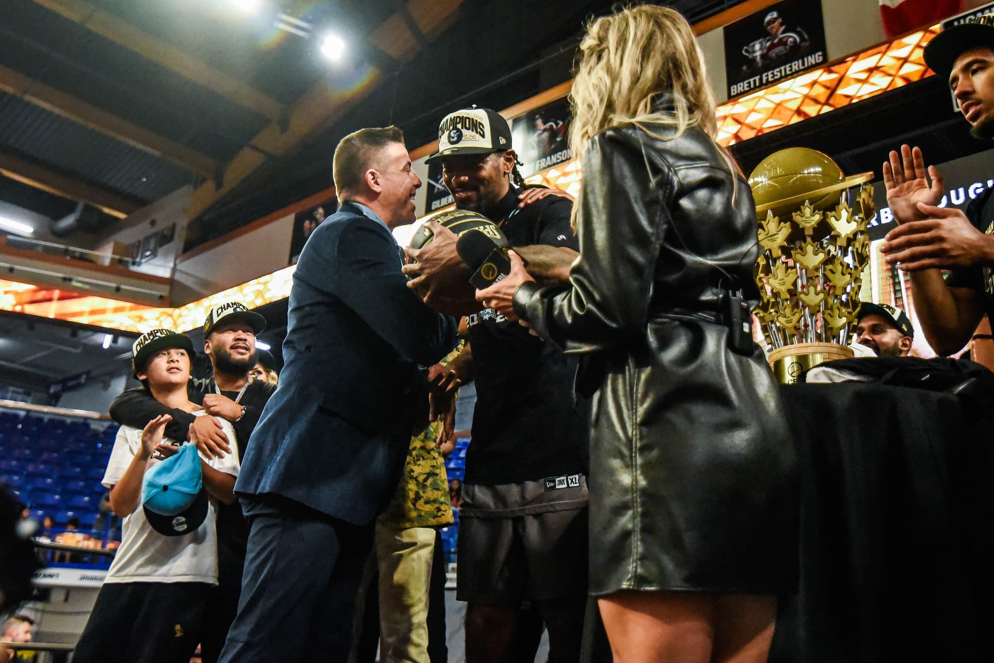 Isiaha Mike (Bourg) élu MVP de la finale de CEBL, pas de trophée pour Guy Landry Edi