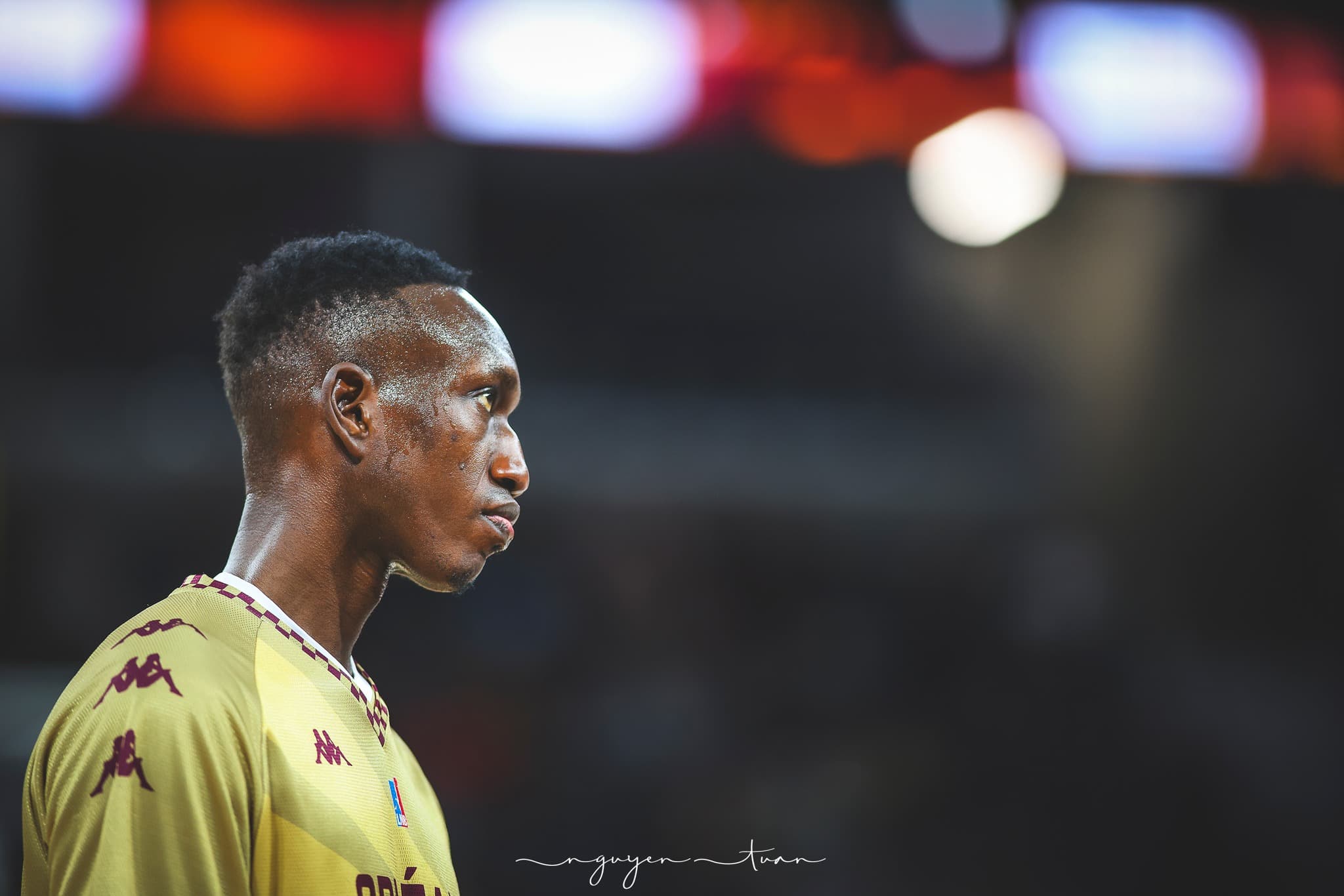 Petit Niang en mission rédemption à Fos