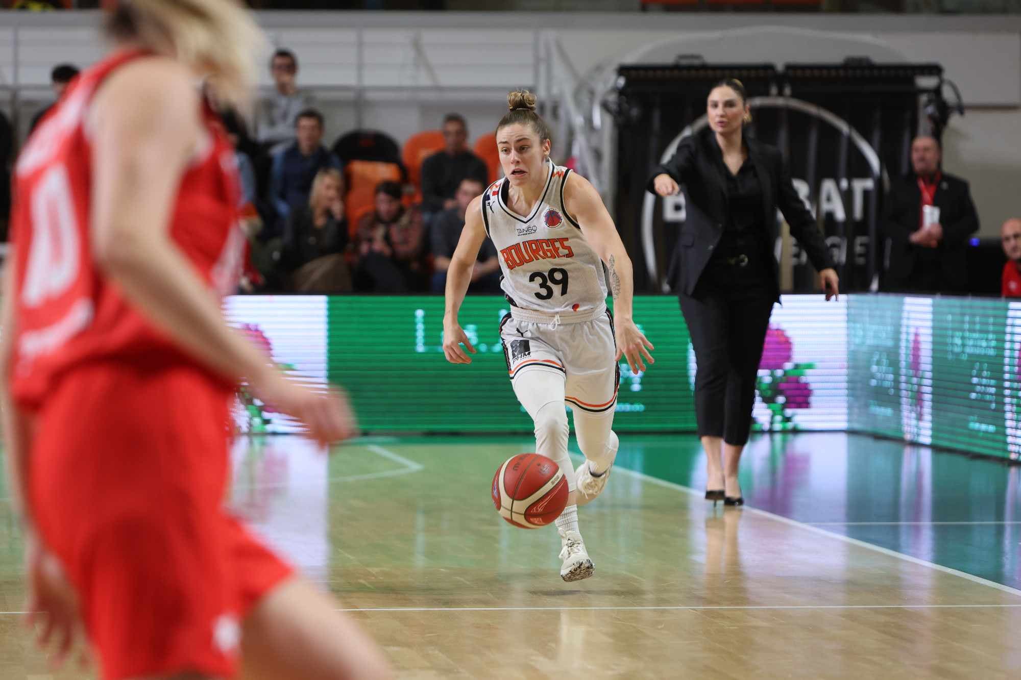 Alix Duchet prolonge jusqu’en 2027 à Bourges