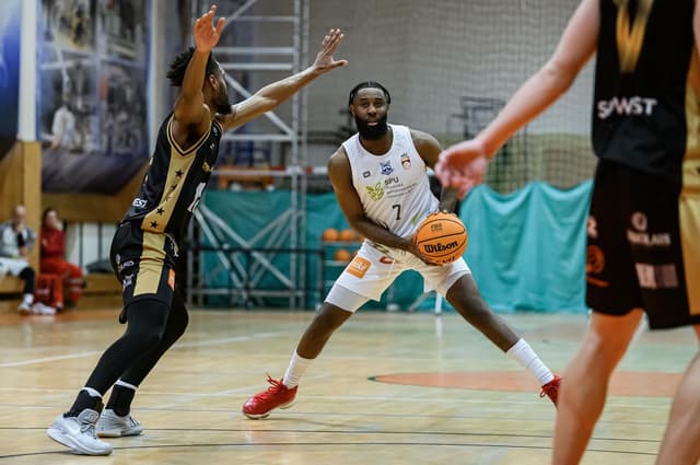 Jason Ricketts Mahinmi à la découverte de la Slovaquie