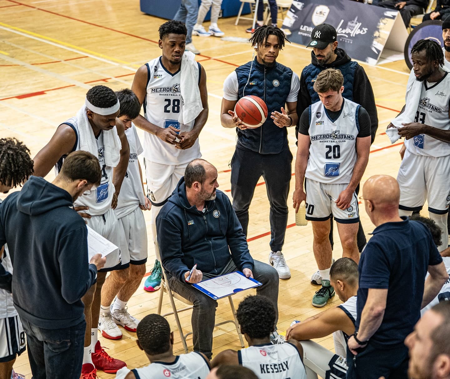 Surprise chez les Metropolitans : Franck Le Goff suspendu de ses fonctions