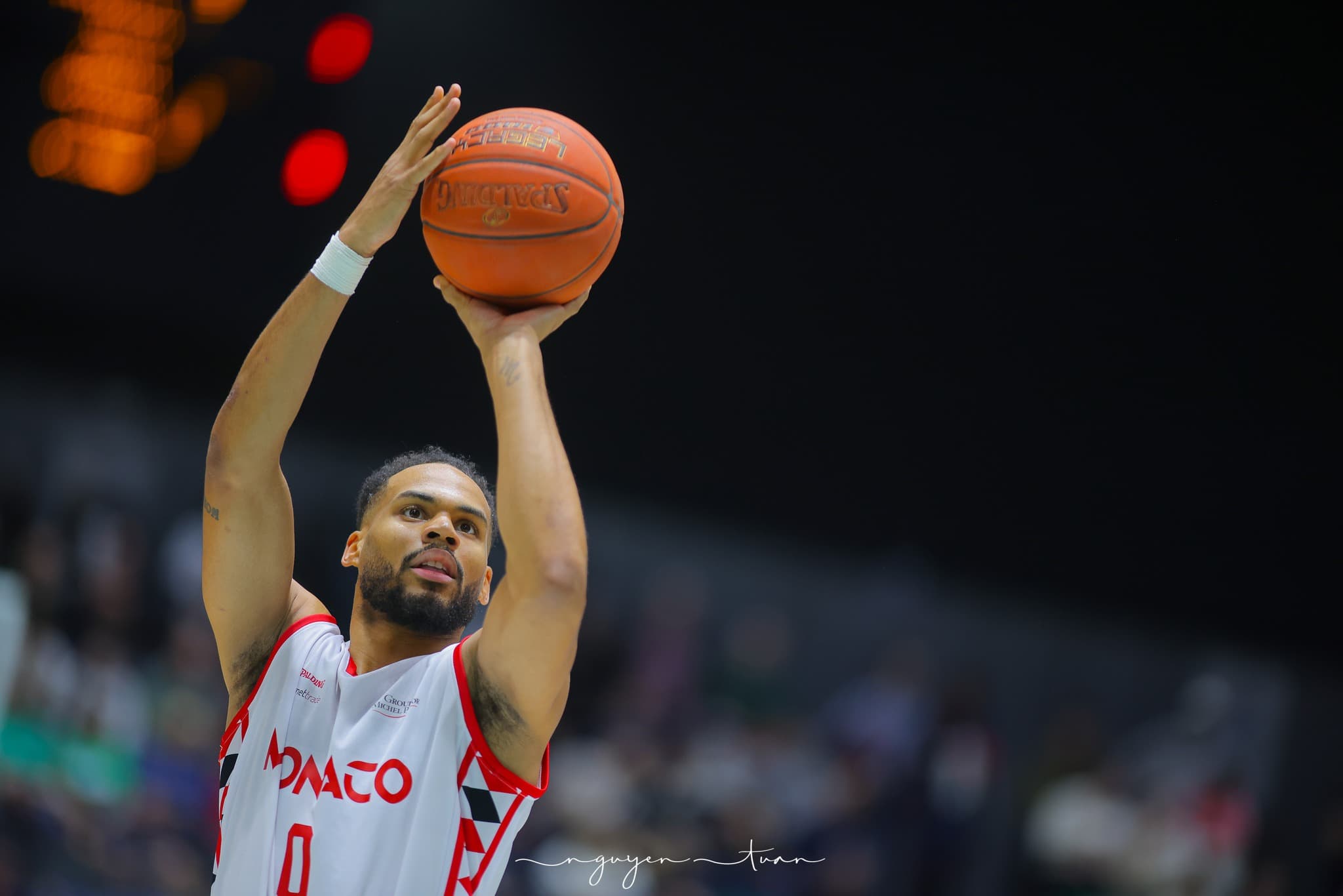 Vassilis Spanoulis à propos du doigt d’honneur d’Élie Okobo : « C’est inacceptable »