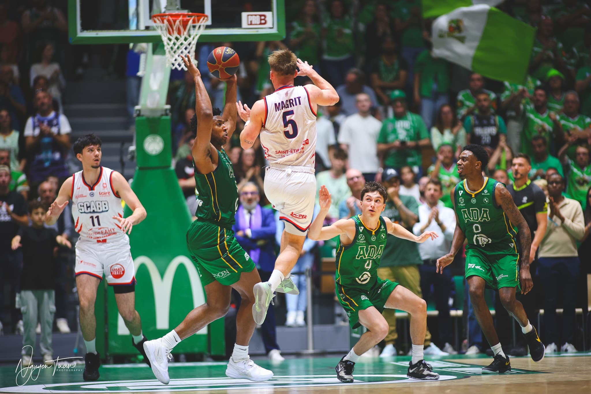 Le calendrier complet de la saison 2025/26 d’ÉLITE 2 : l’an 1 de la nouvelle appellation de la Pro B