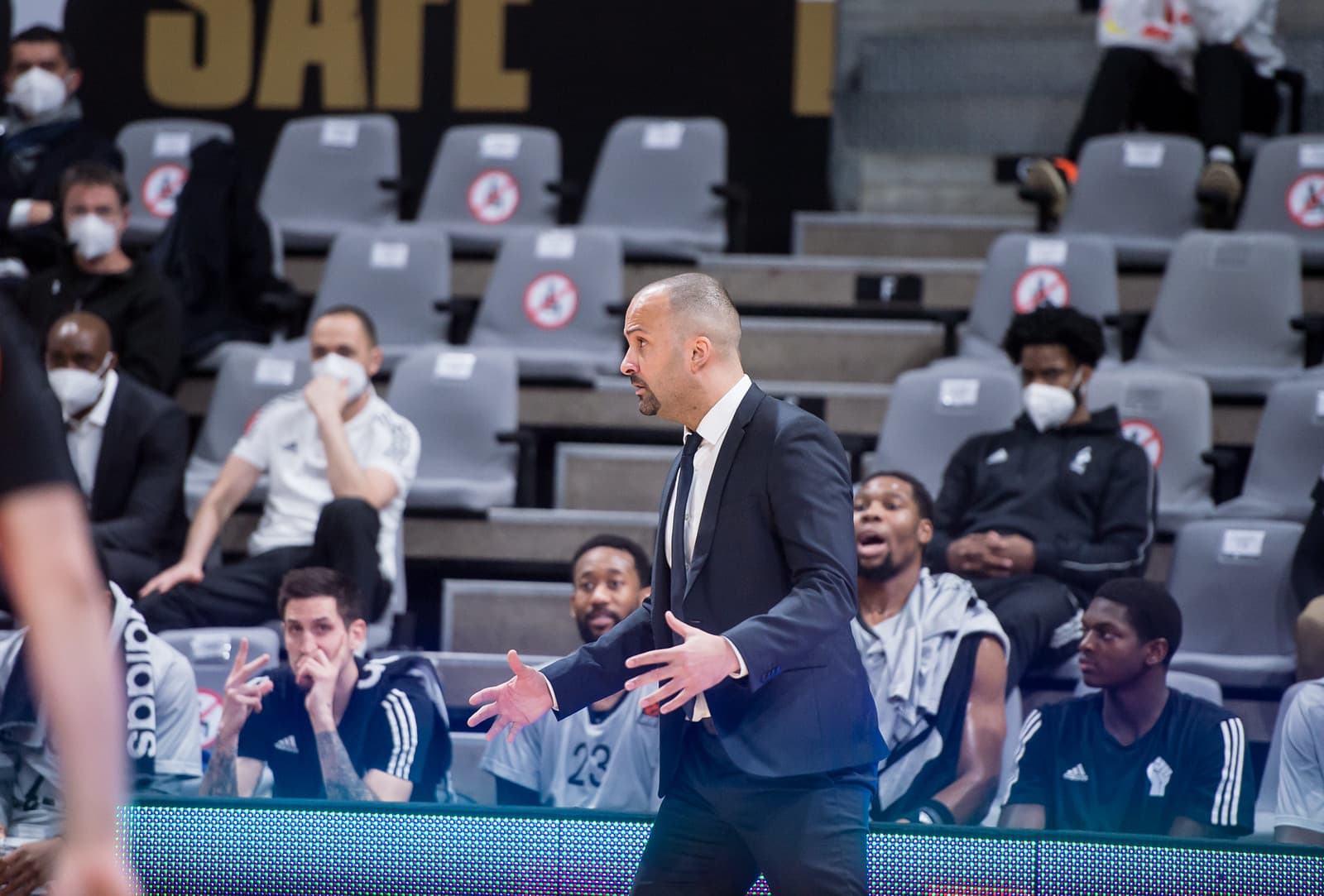 Gordon Herbert de retour sur le banc, T.J. Parker se rapproche de Roanne