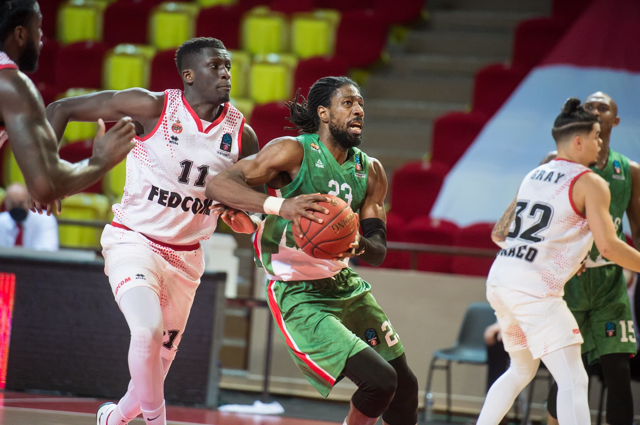 John Holland va découvrir l’EuroLeague avec l’Étoile Rouge