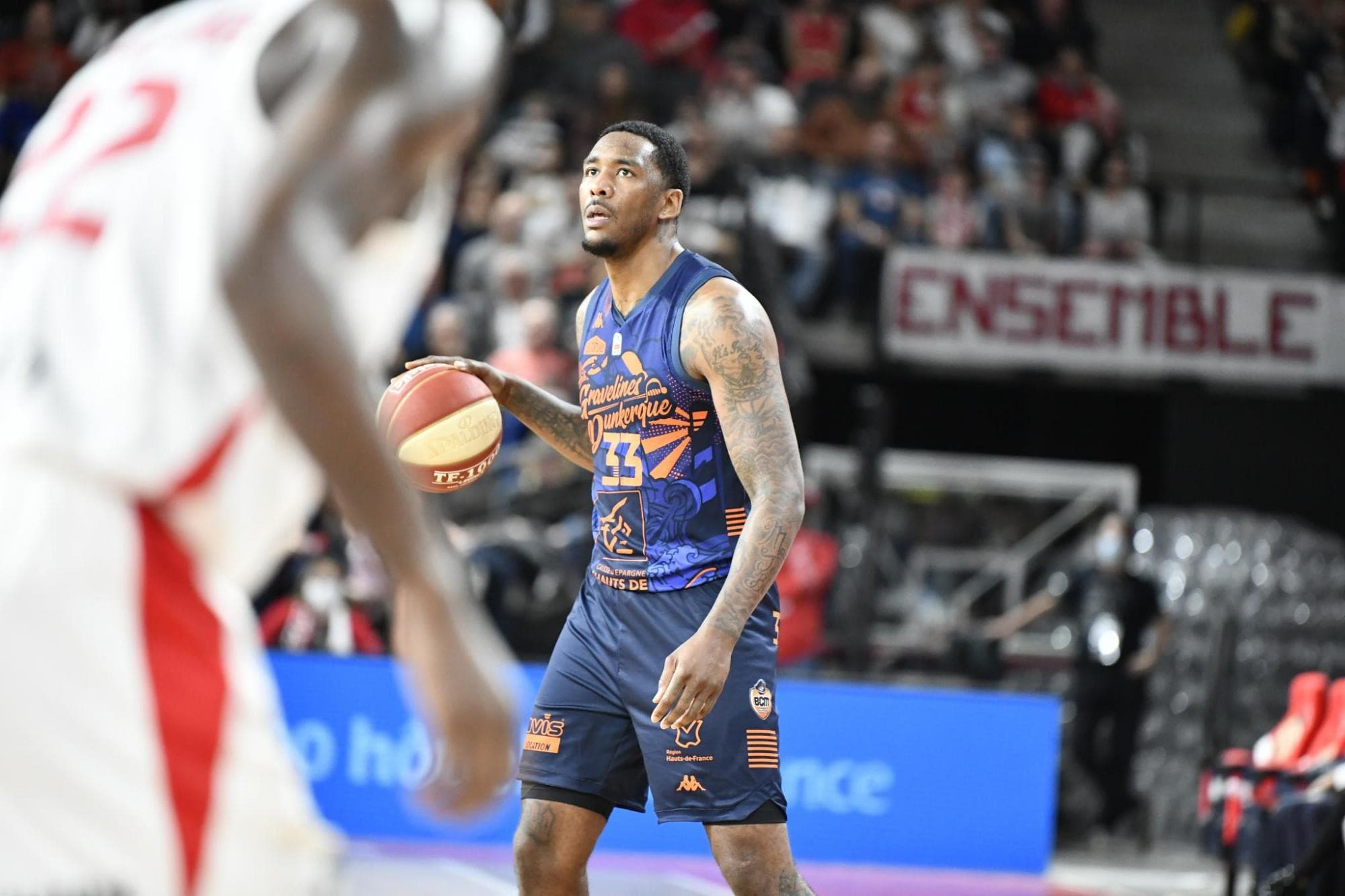 Tyler Stone file au Rapid Bucarest