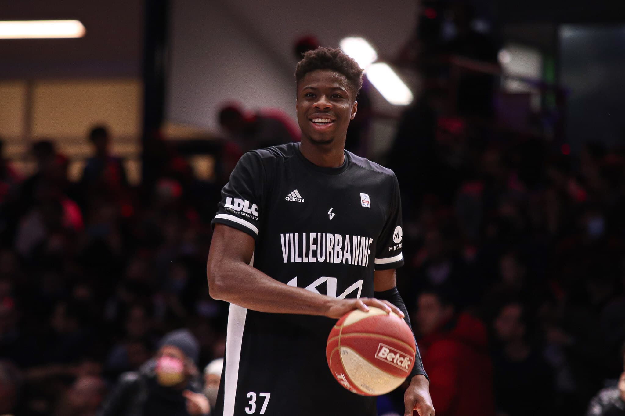 Kostas Antekounmpo courtisé par trois clubs d’EuroLeague