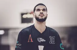 De retour à Tarbes-Lourdes, Mike Benhamed réussit ses débuts avec 14 points