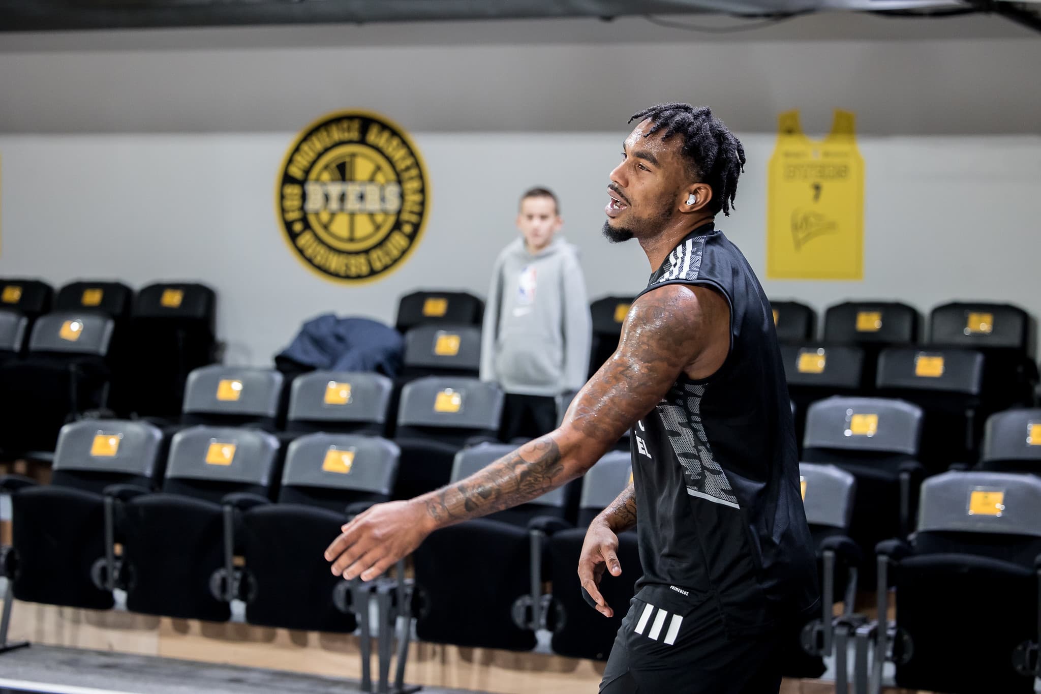 Le tour de force de Valence : un potentiel retour en EuroCup mais trois ans de plus pour Chris Jones