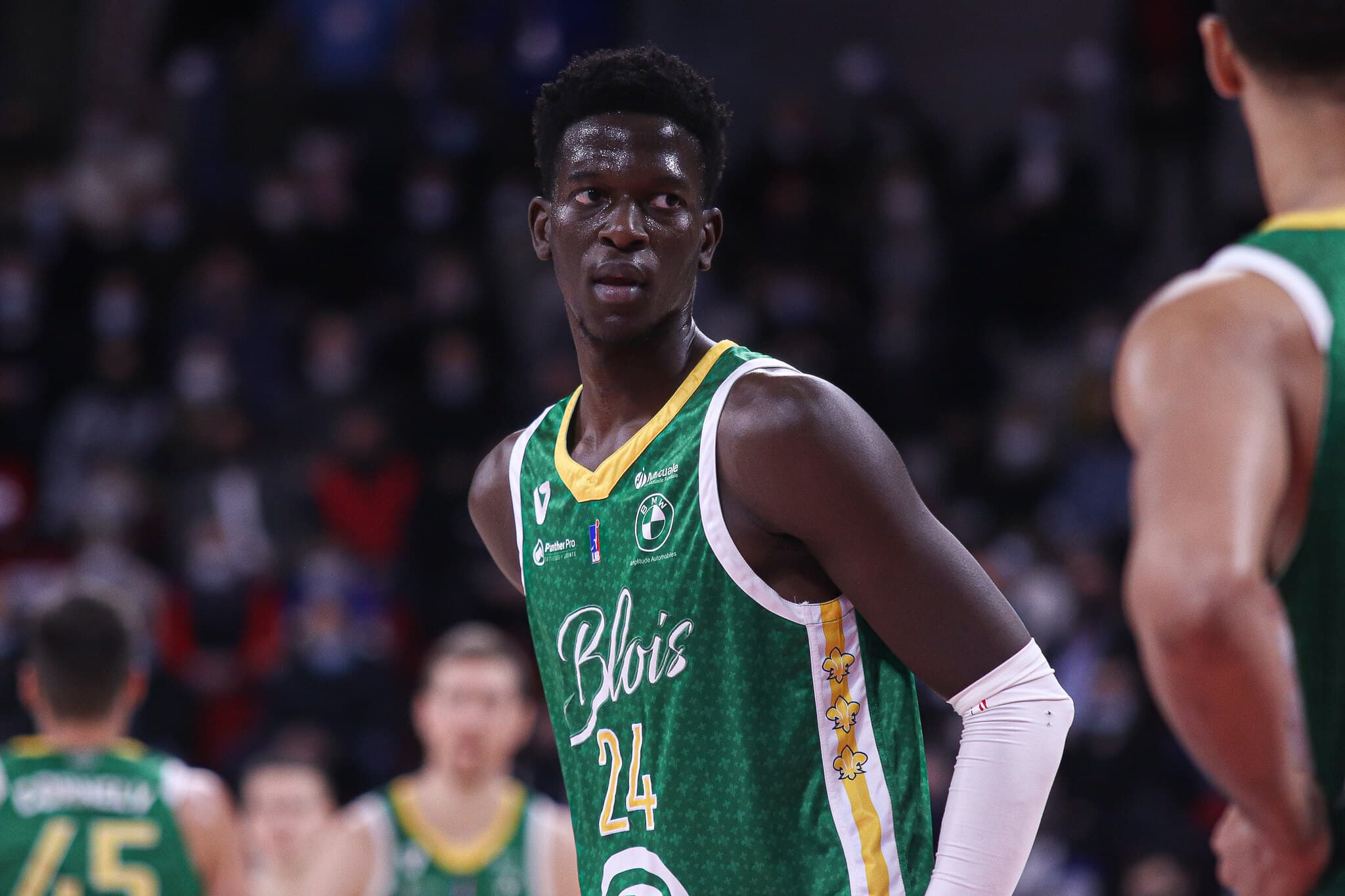 Mbaye Ndiaye en Summer League avec les Denver Nuggets