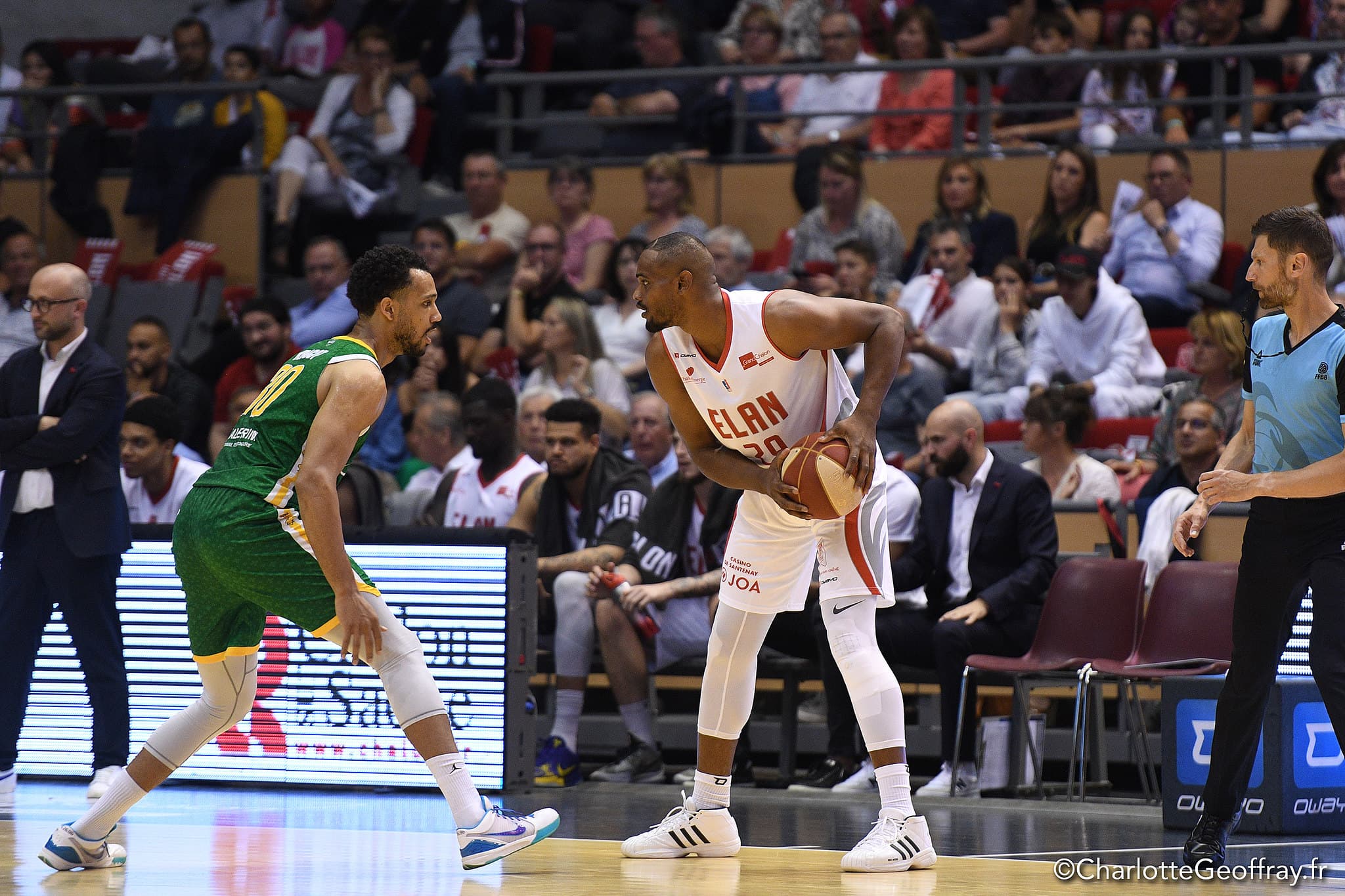 Jordan Aboudou débarque à Champagne Basket