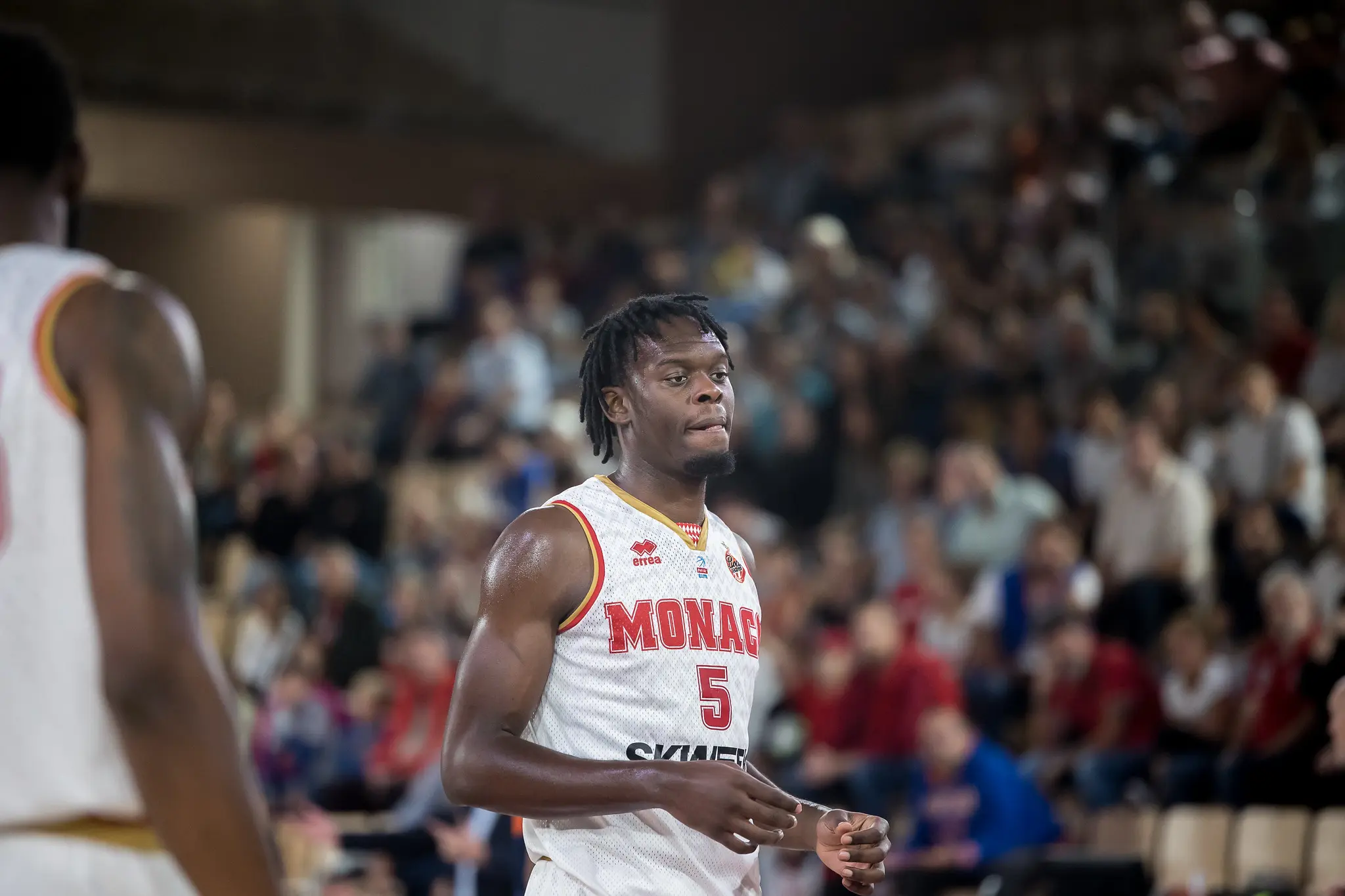 Yoan Makoundou désabusé par son retour à l’AS Monaco : « Je l’ai appris sur les réseaux sociaux »