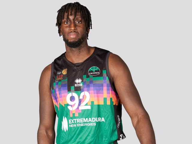 Un nouveau club en Espagne pour le globe-trotter Alioune Tew