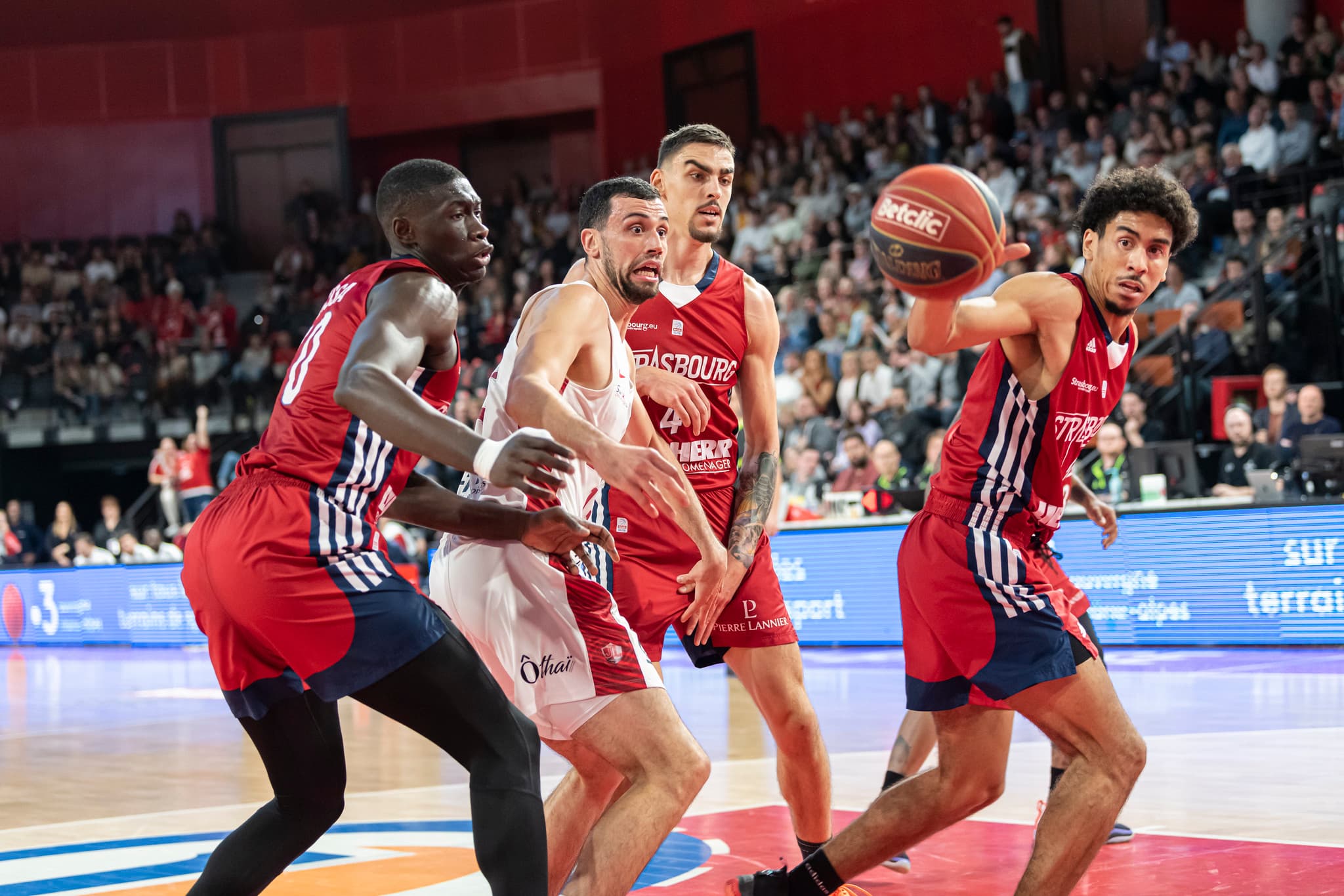 Cinq équipes pour quatre places à la Leaders Cup : la JL Bourg en danger, Strasbourg peut y croire