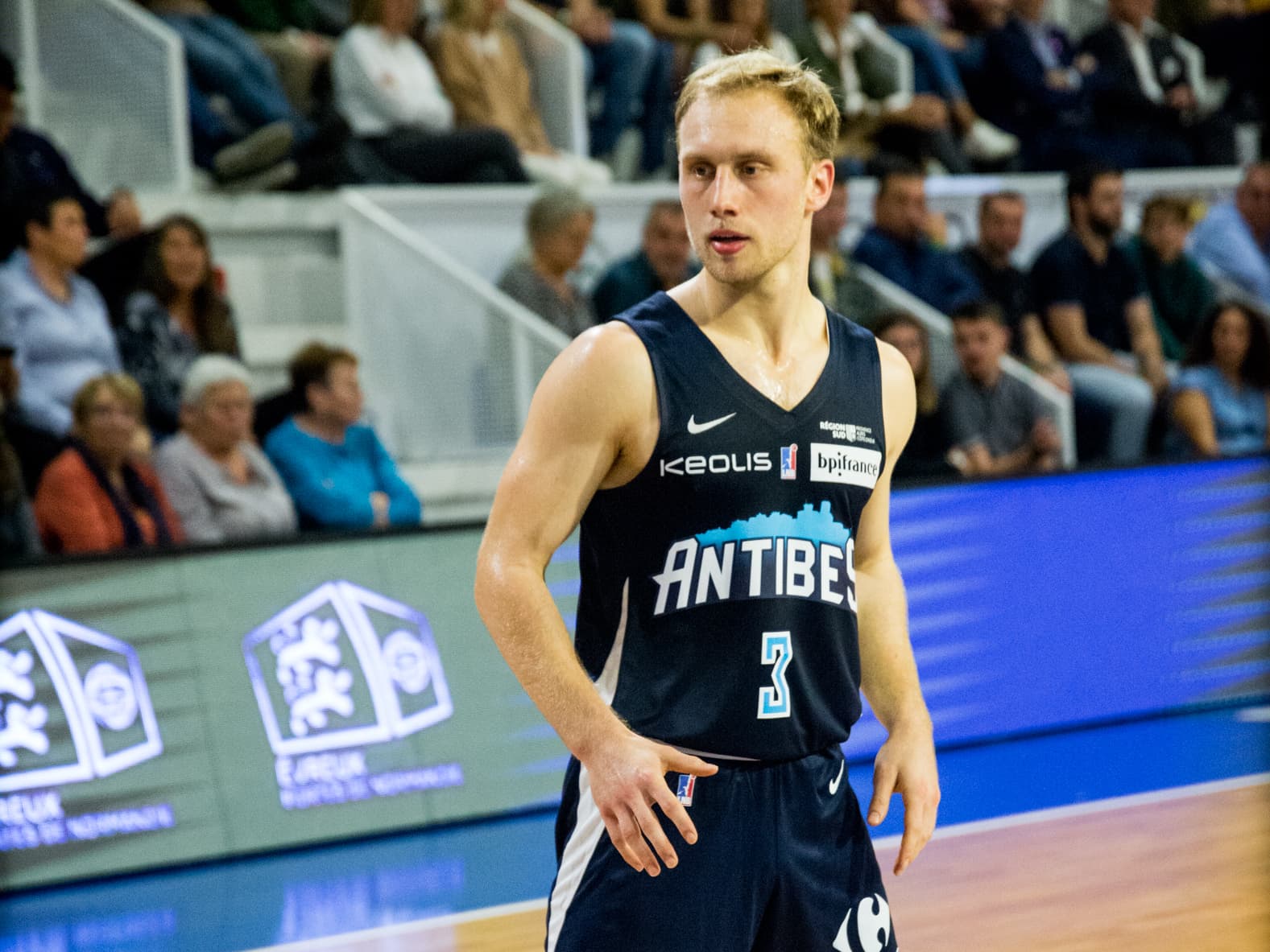 Ludovic Beyhurst quitte Antibes pour le Monténégro