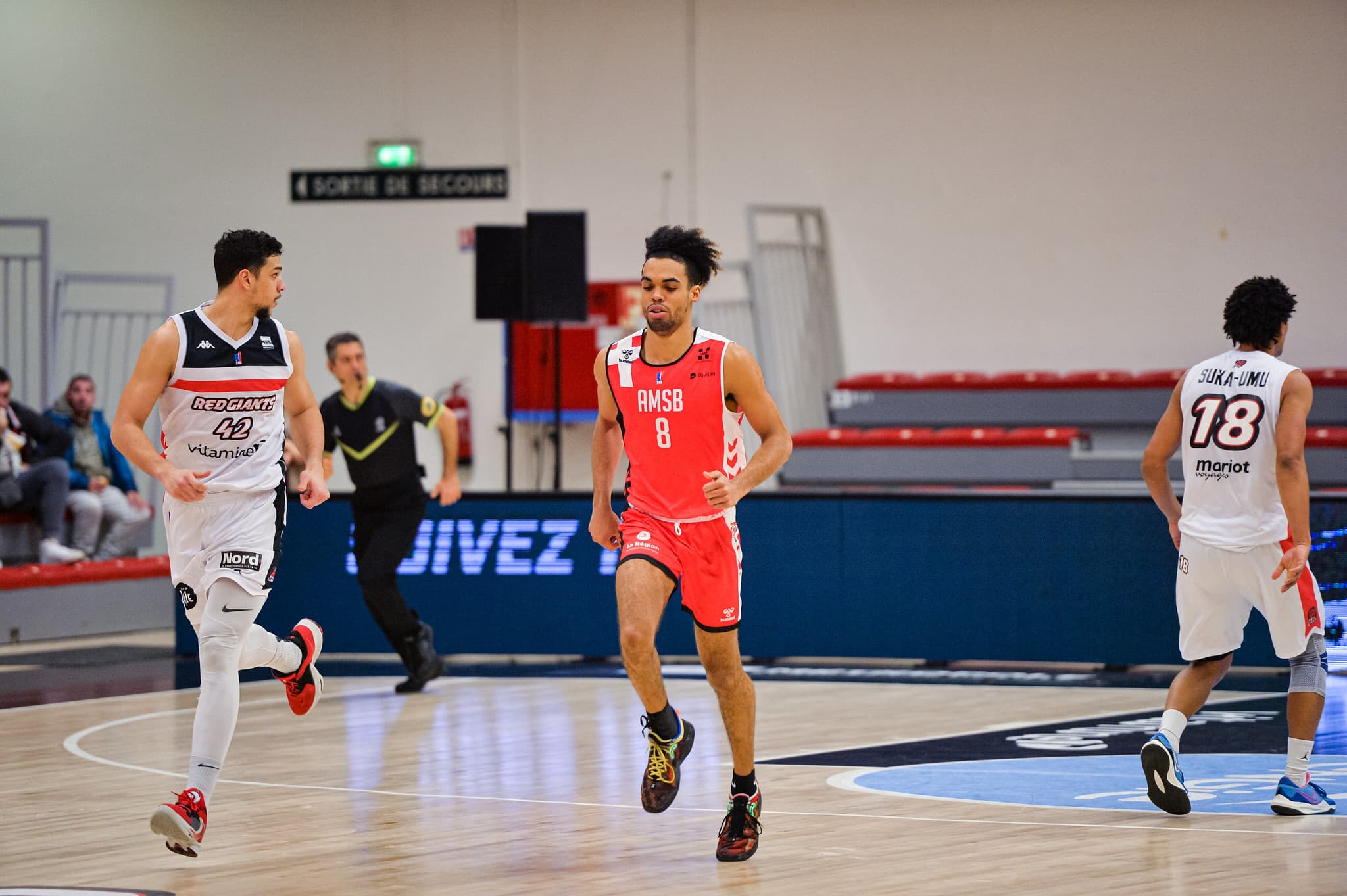 Calvin Hippolyte signe à Chartres