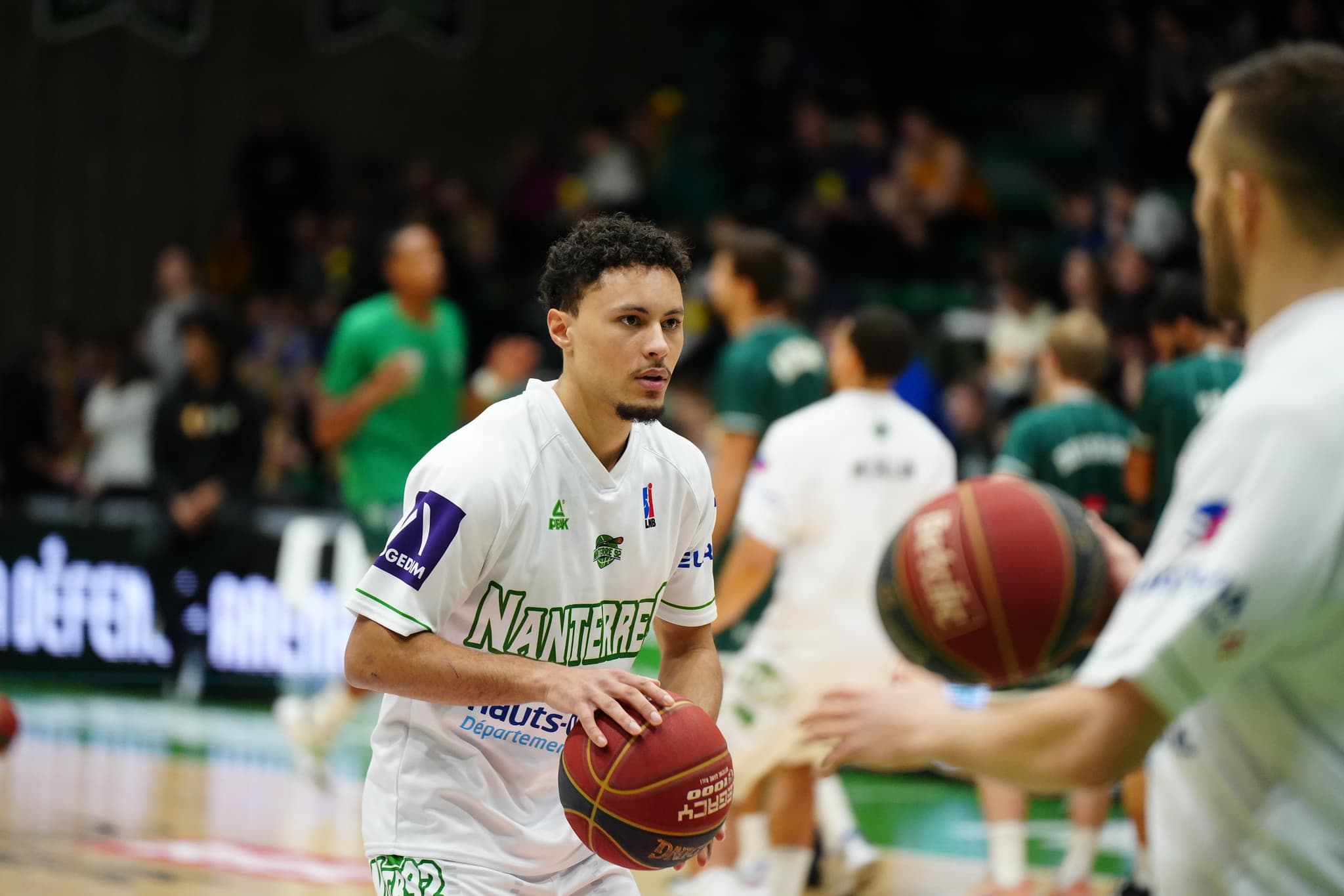 Armand Mensah va continuer en NM1, à Vitré