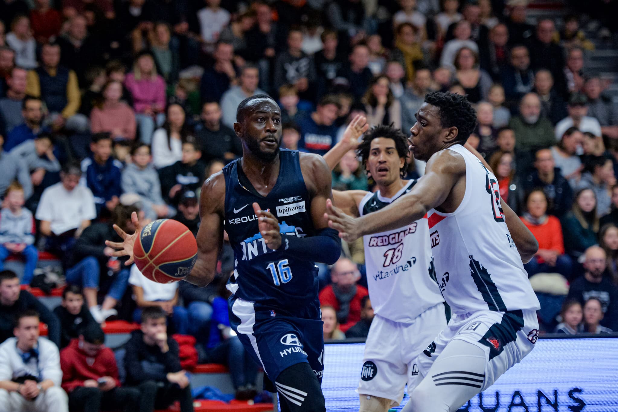 Non, Nobel Boungou-colo n’a pas signé en Suisse