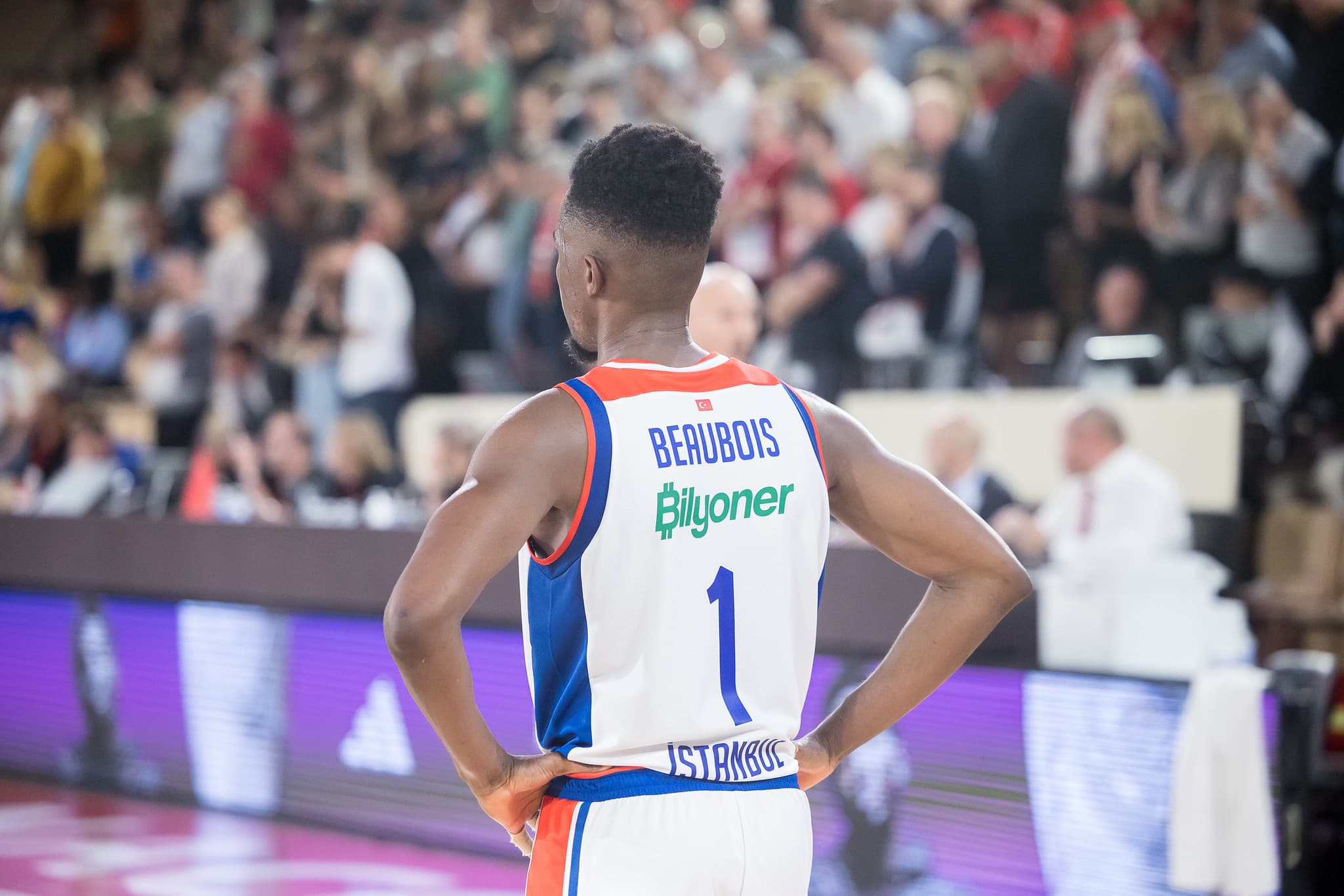 Rodrigue Beaubois brille… et se blesse