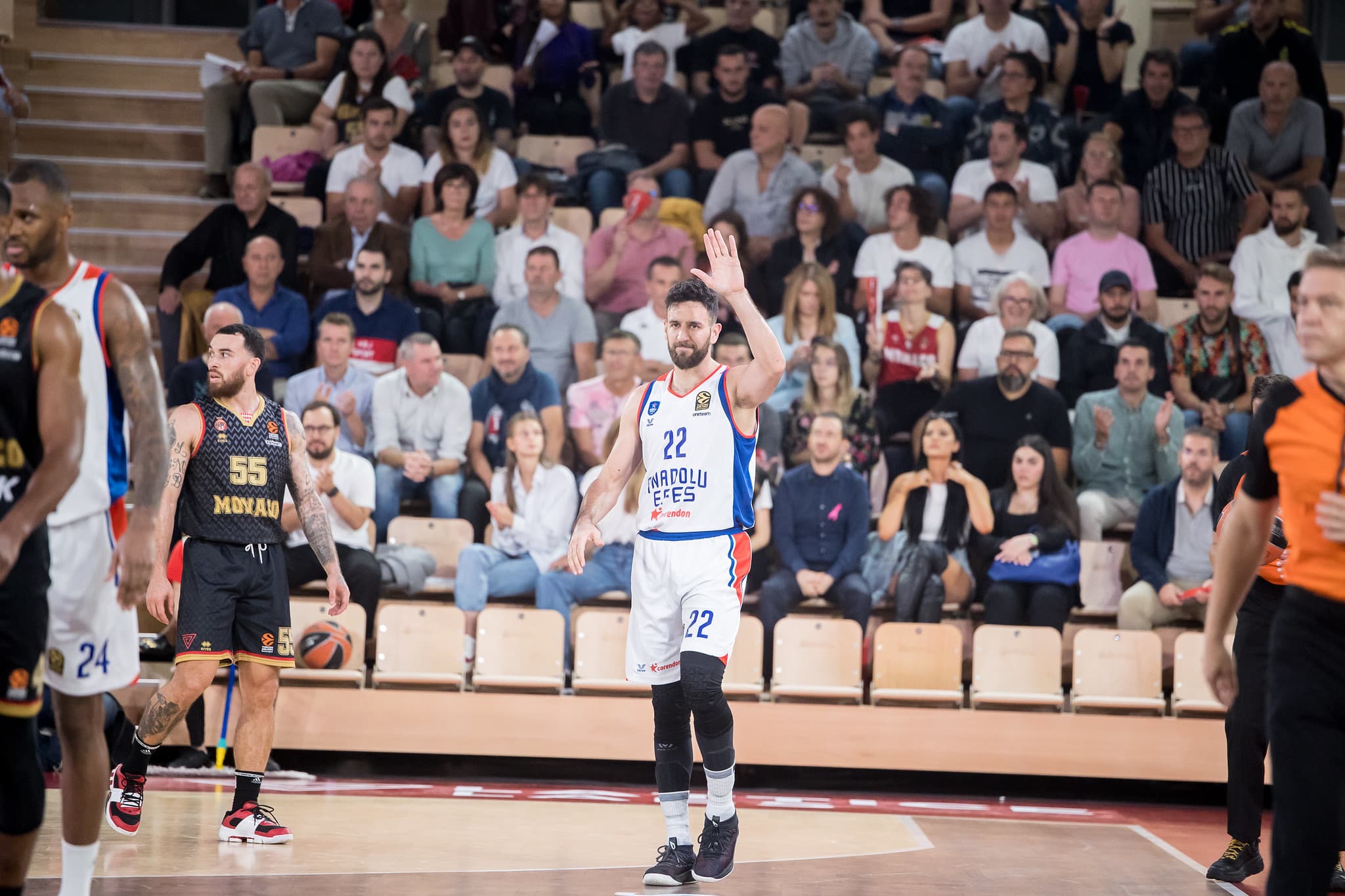 Salaire record pour Vasilije Micic, de retour en Euroleague !
