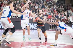 Mike James ambitieux pour l’Anadolu Efes : « On a une chance d’être compétitif »