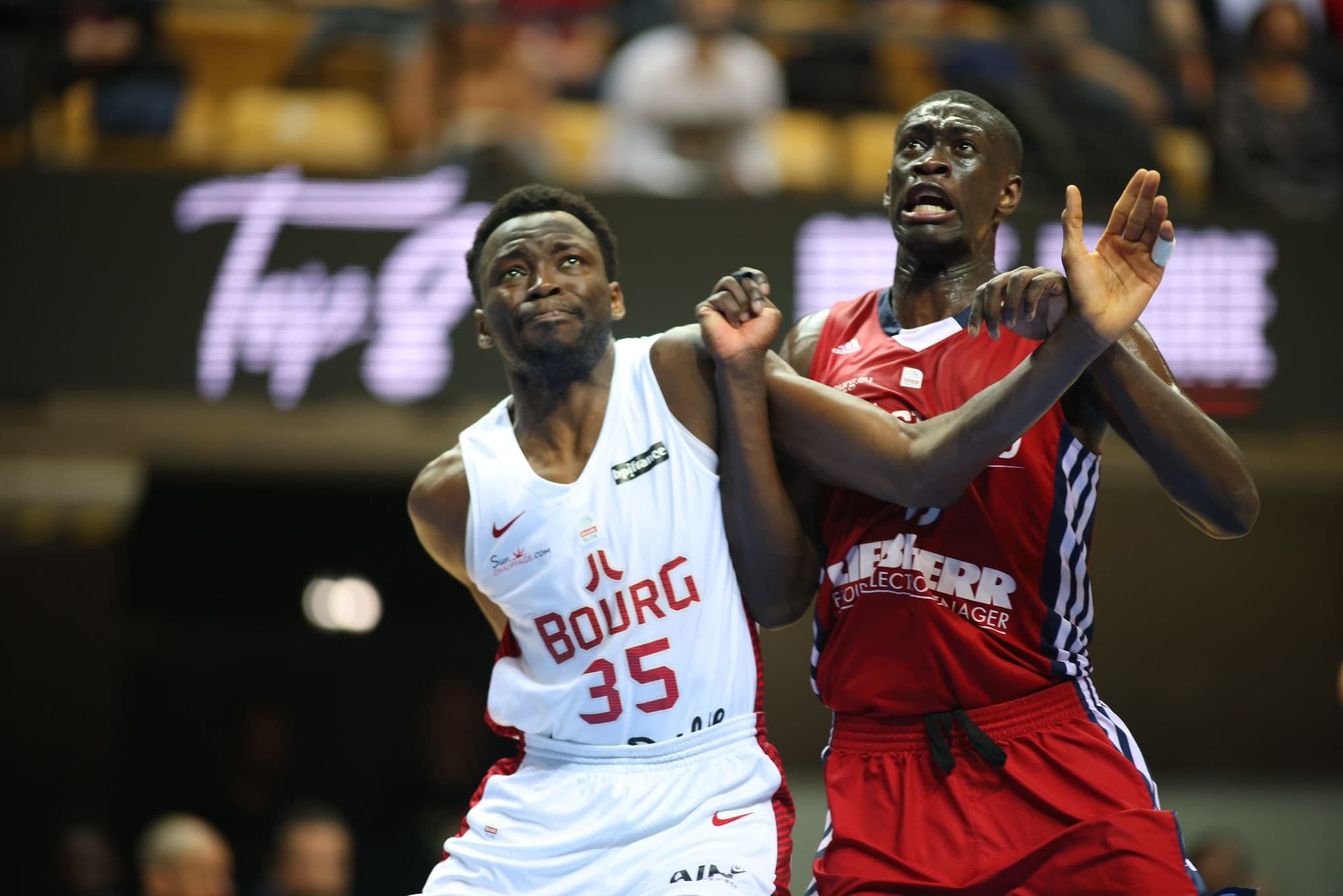 Connexion JL Bourg à Manresa : Amida Brimah pallie l’absence de Bodian Massa