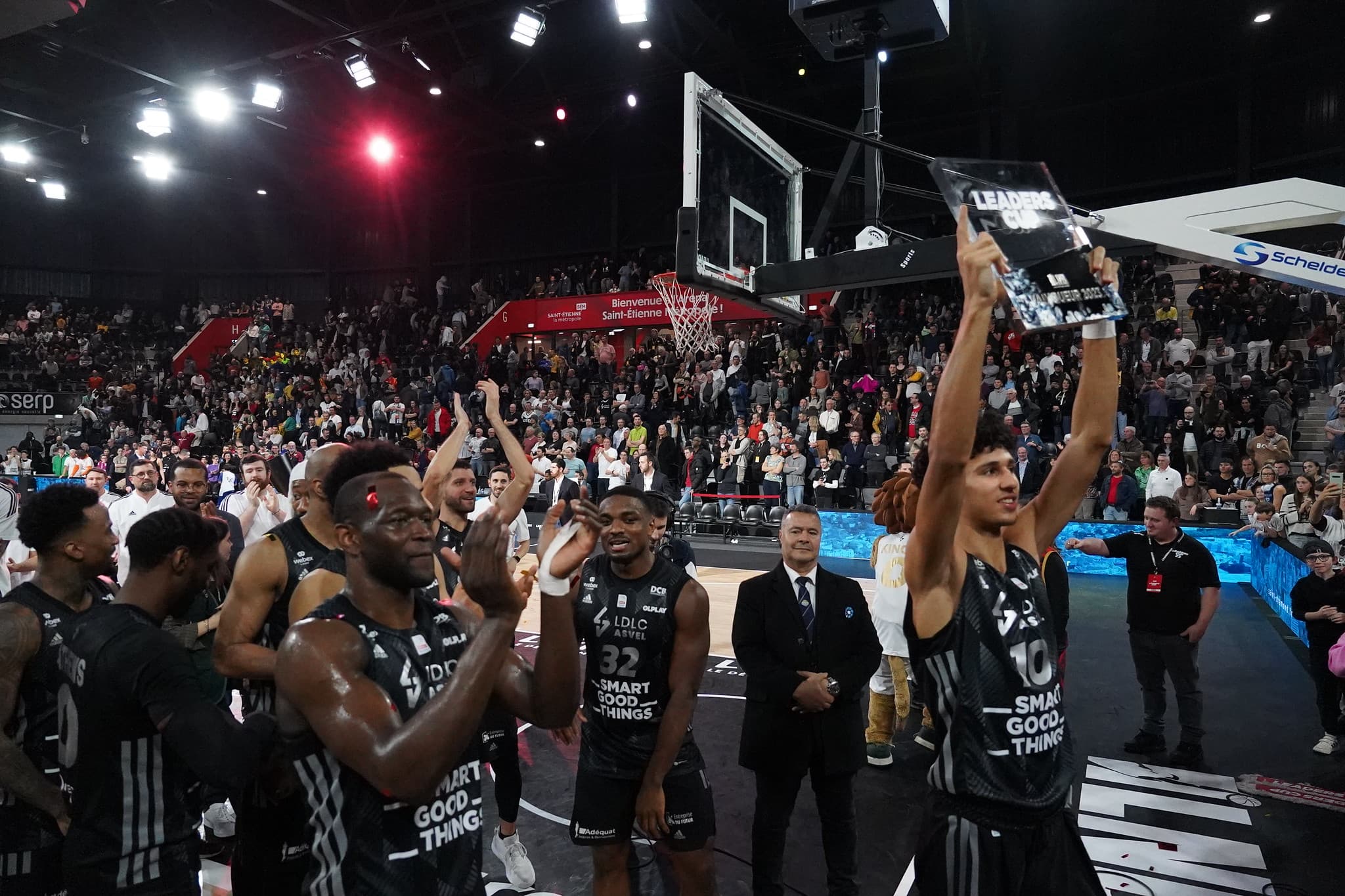 Tony Parker tente d’éteindre l’incendie autour de l’ASVEL et érige Risacher au centre du projet