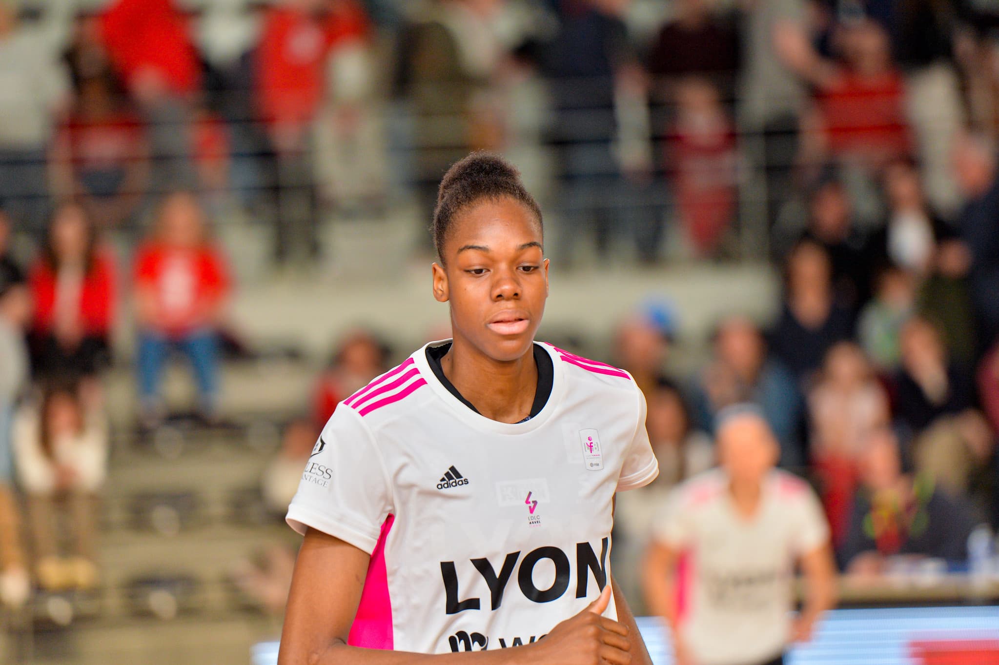 Dominique Malonga de l’ASVEL à Tarbes : un prêt, pas un transfert