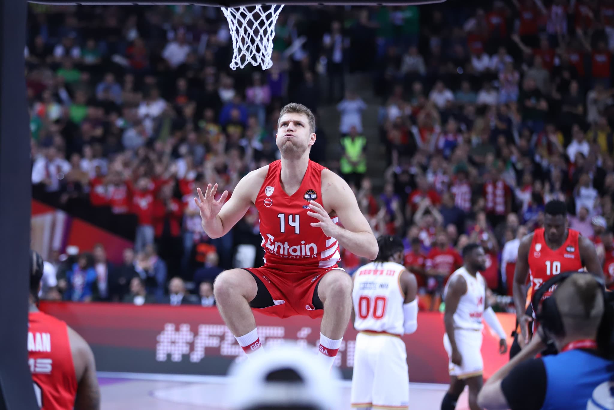 En échec en NBA, Sasha Vezenkov devrait retrouver l’Olympiakos